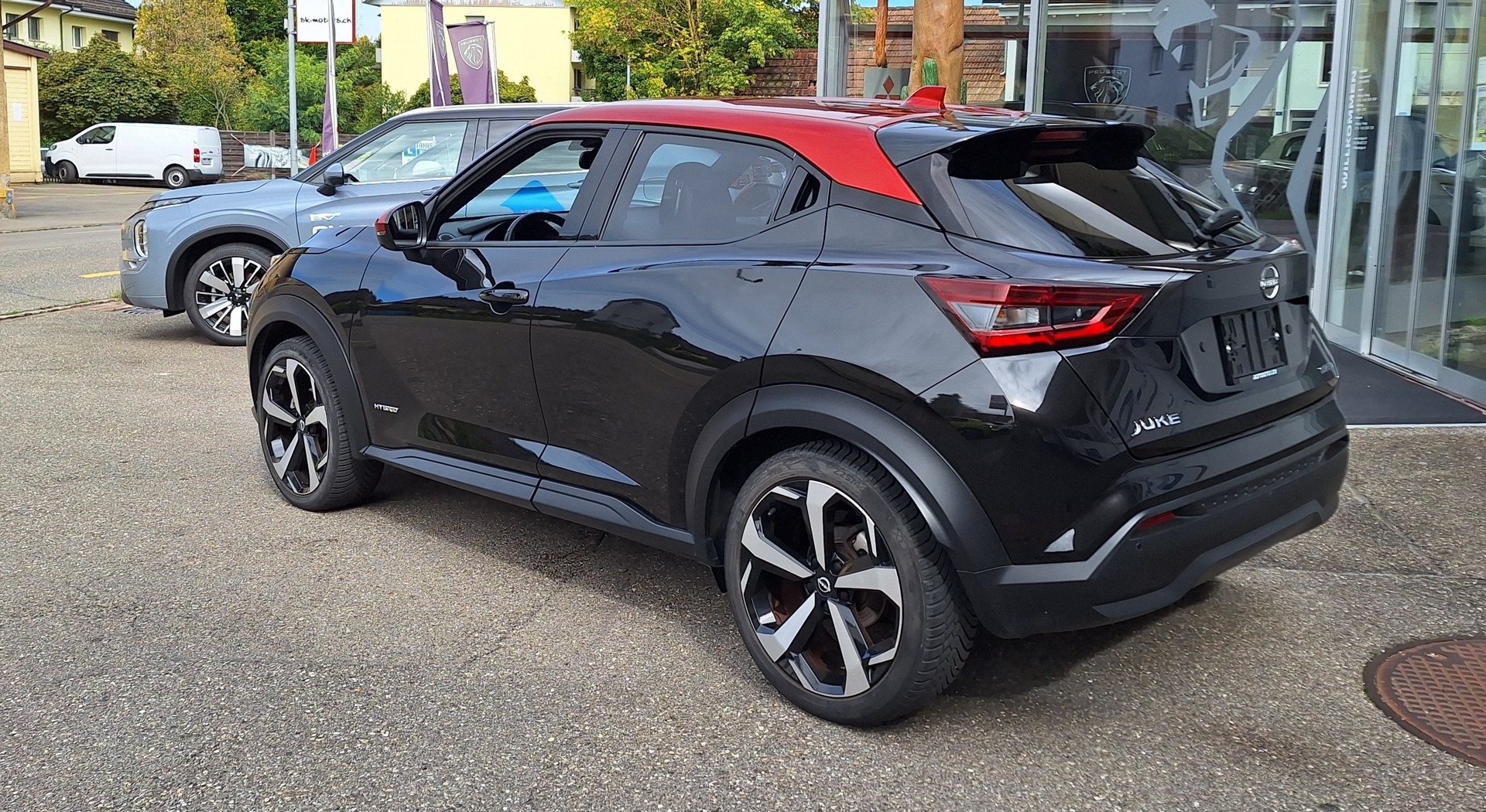 NISSAN Juke 1.6 FHEV Tekna-image-1