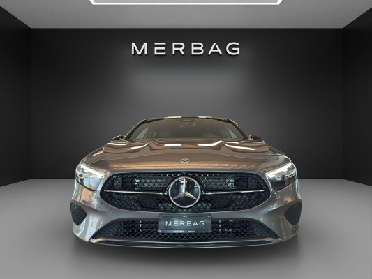 MERCEDES-BENZ A 200 7G-DCT-image-1