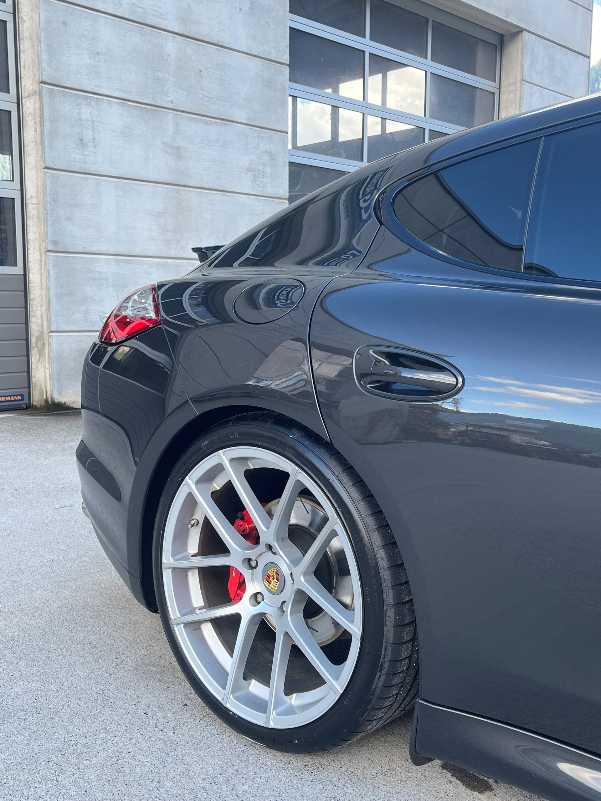 PORSCHE Panamera 4S 4.8 PDK-image-4