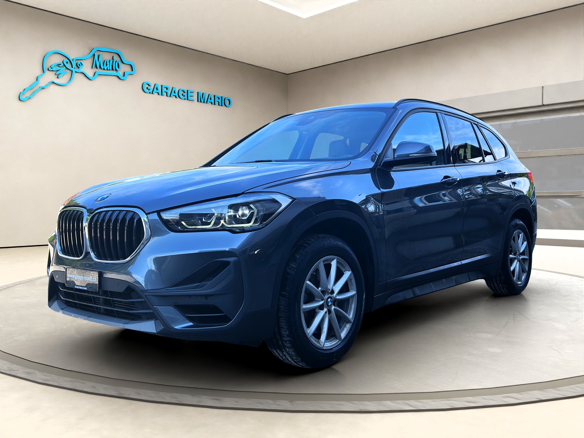 BMW X1 xDrive 20i Steptronic-image-2