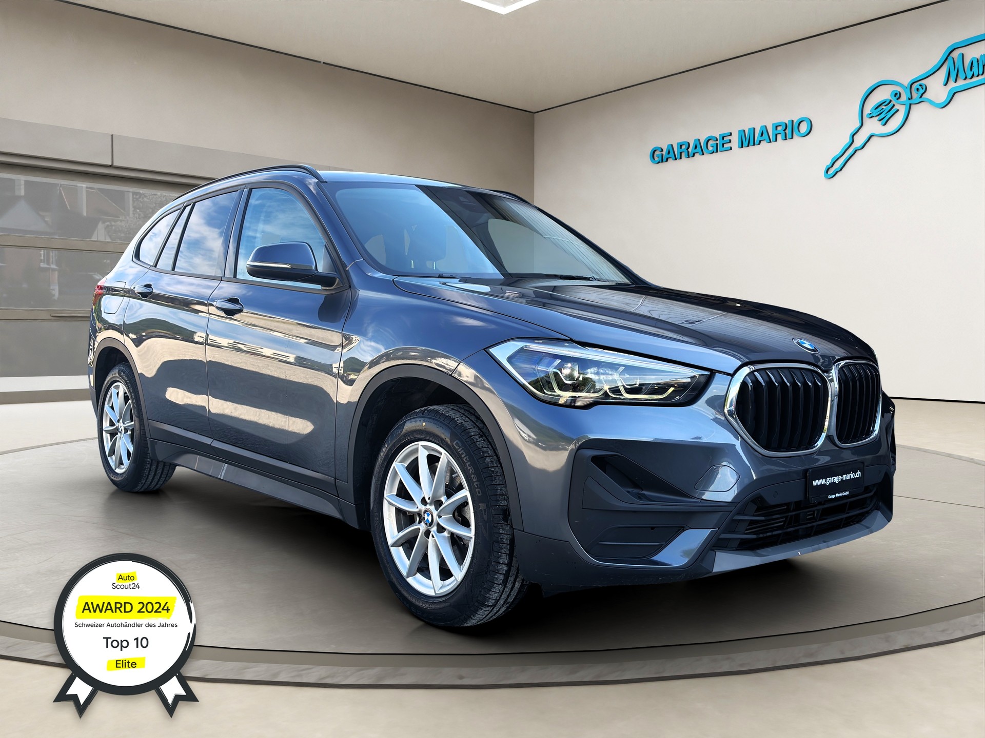 BMW X1 xDrive 20i Steptronic-image-0