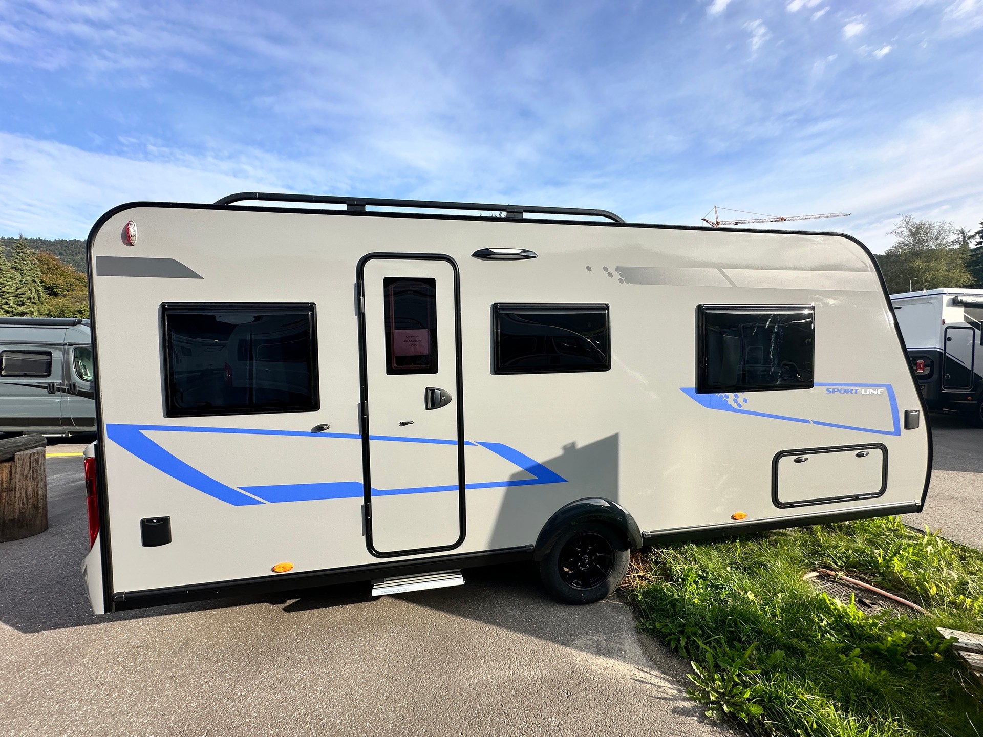 CARAVELAIR 492 Sport Line-image-2