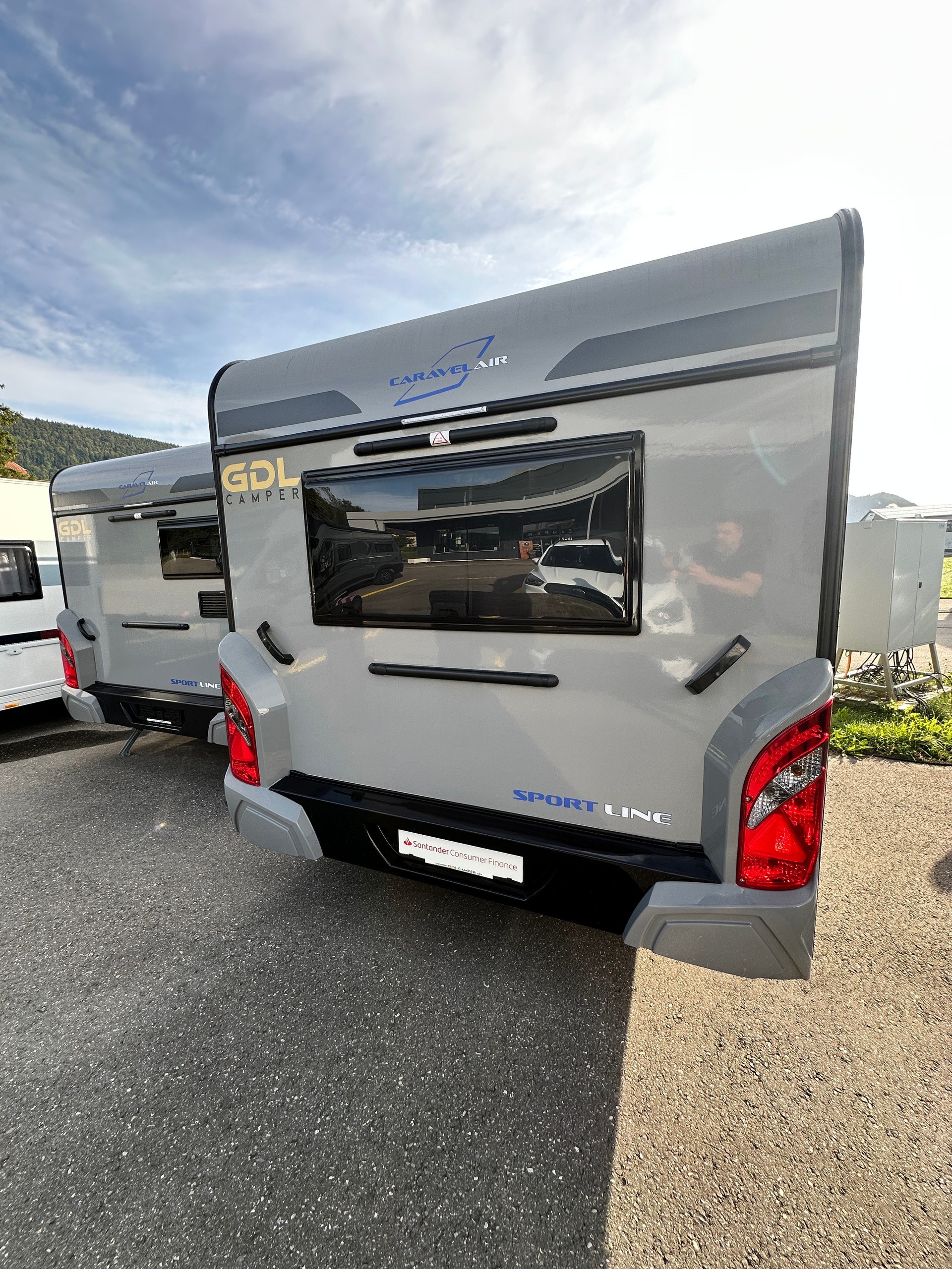 CARAVELAIR 492 Sport Line-image-3