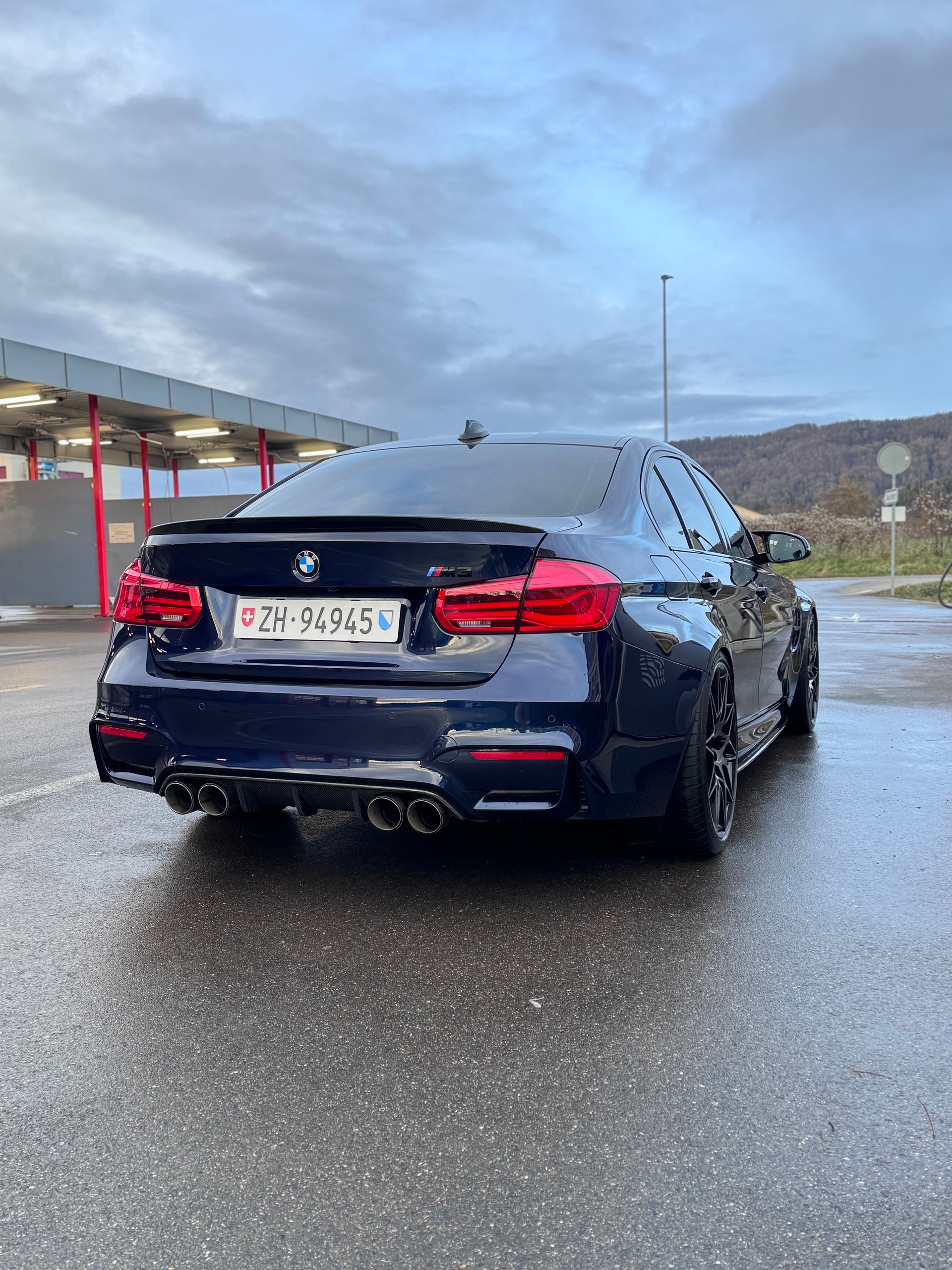 BMW M3 Competition-image-4