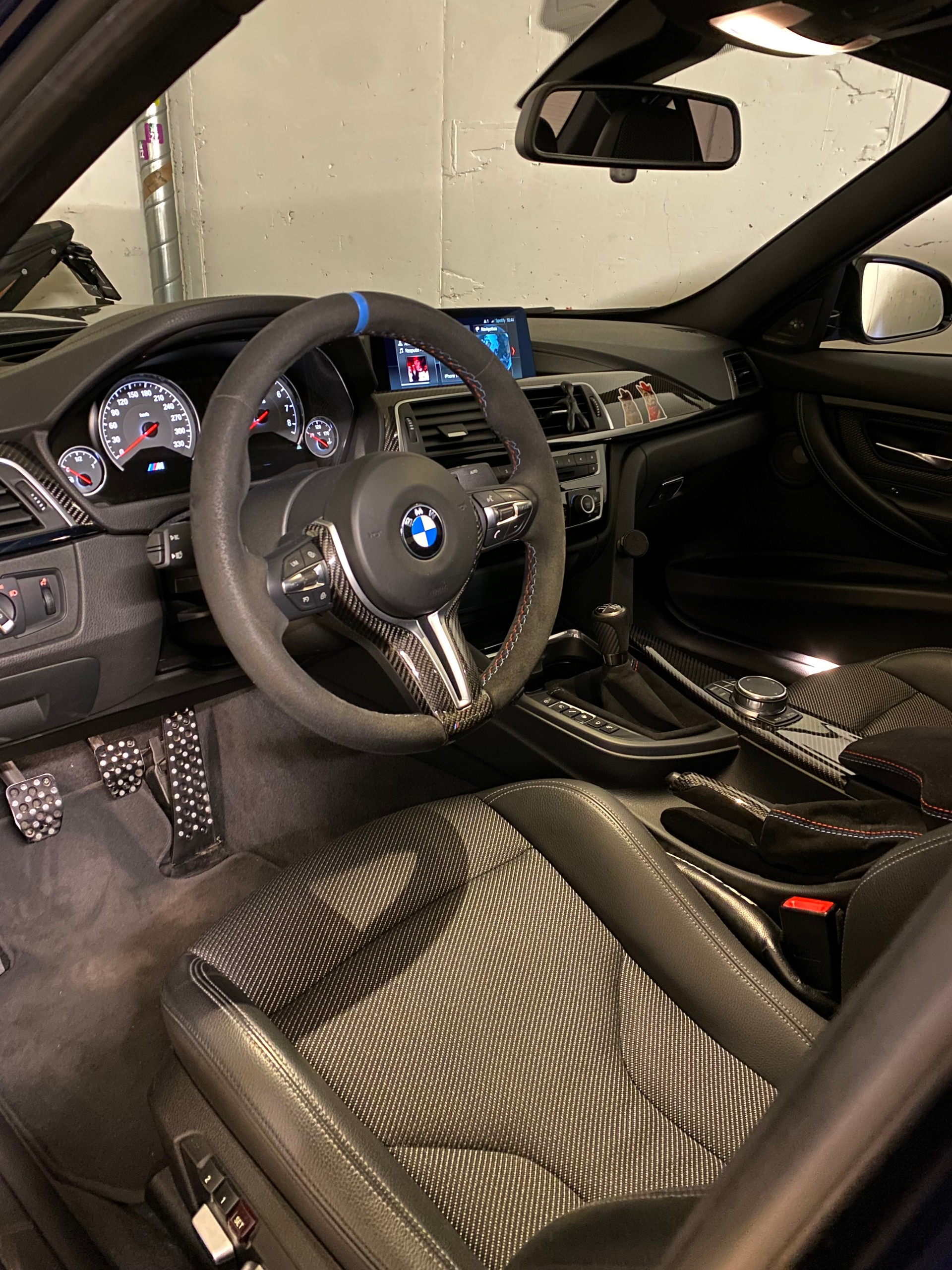 BMW M3 Competition-image-6