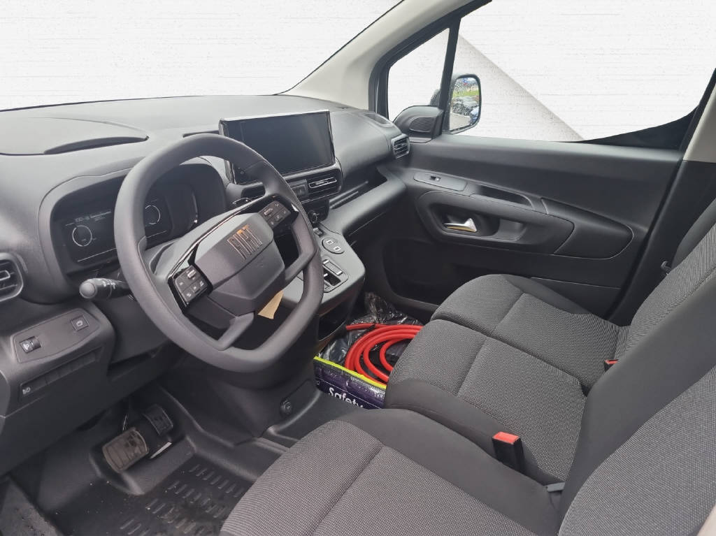 FIAT E-Doblo Kaw. L1 50 kWh Easy Pro-image-14