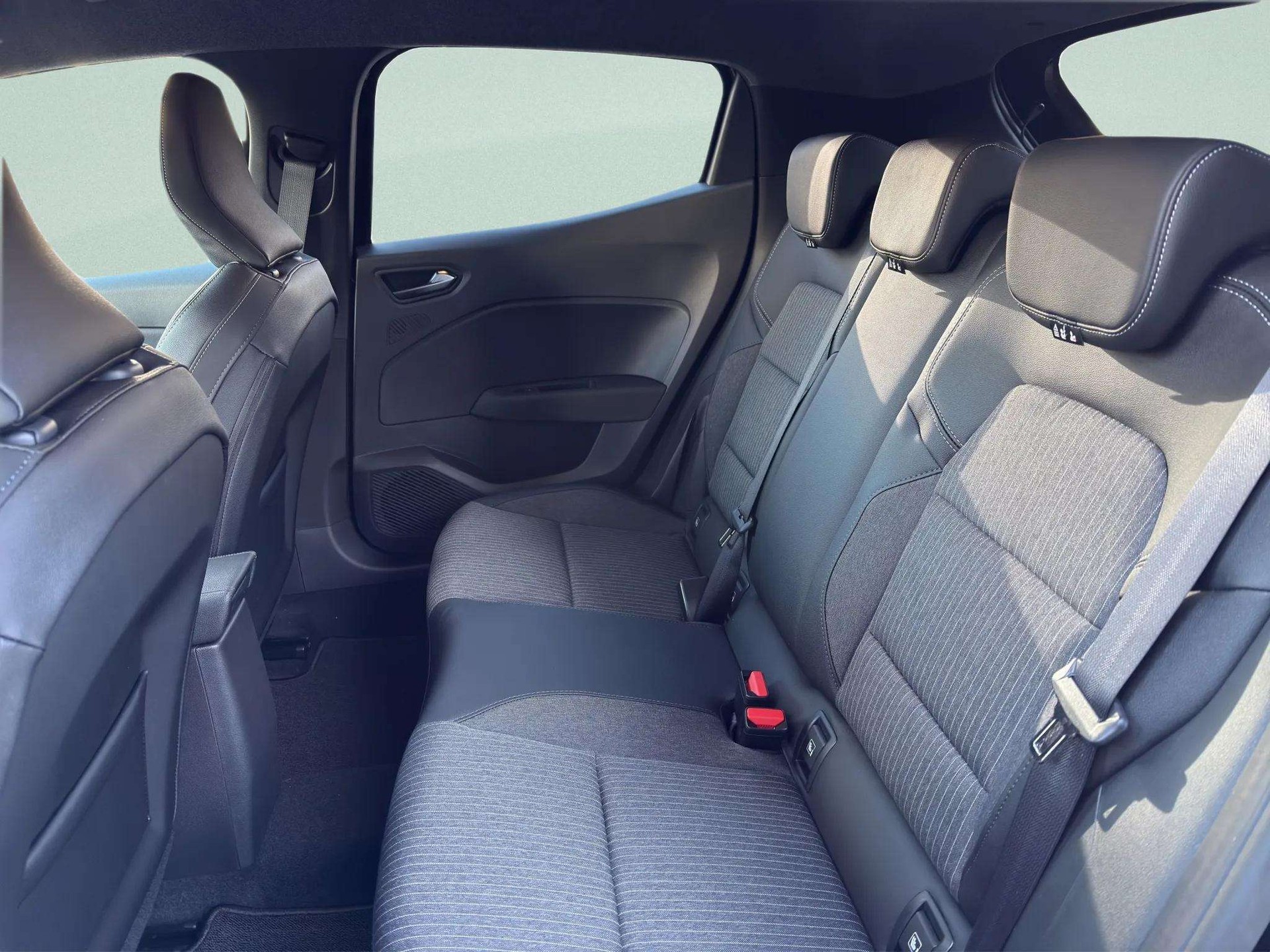 MITSUBISHI COLT 1.0 Intense-image-11