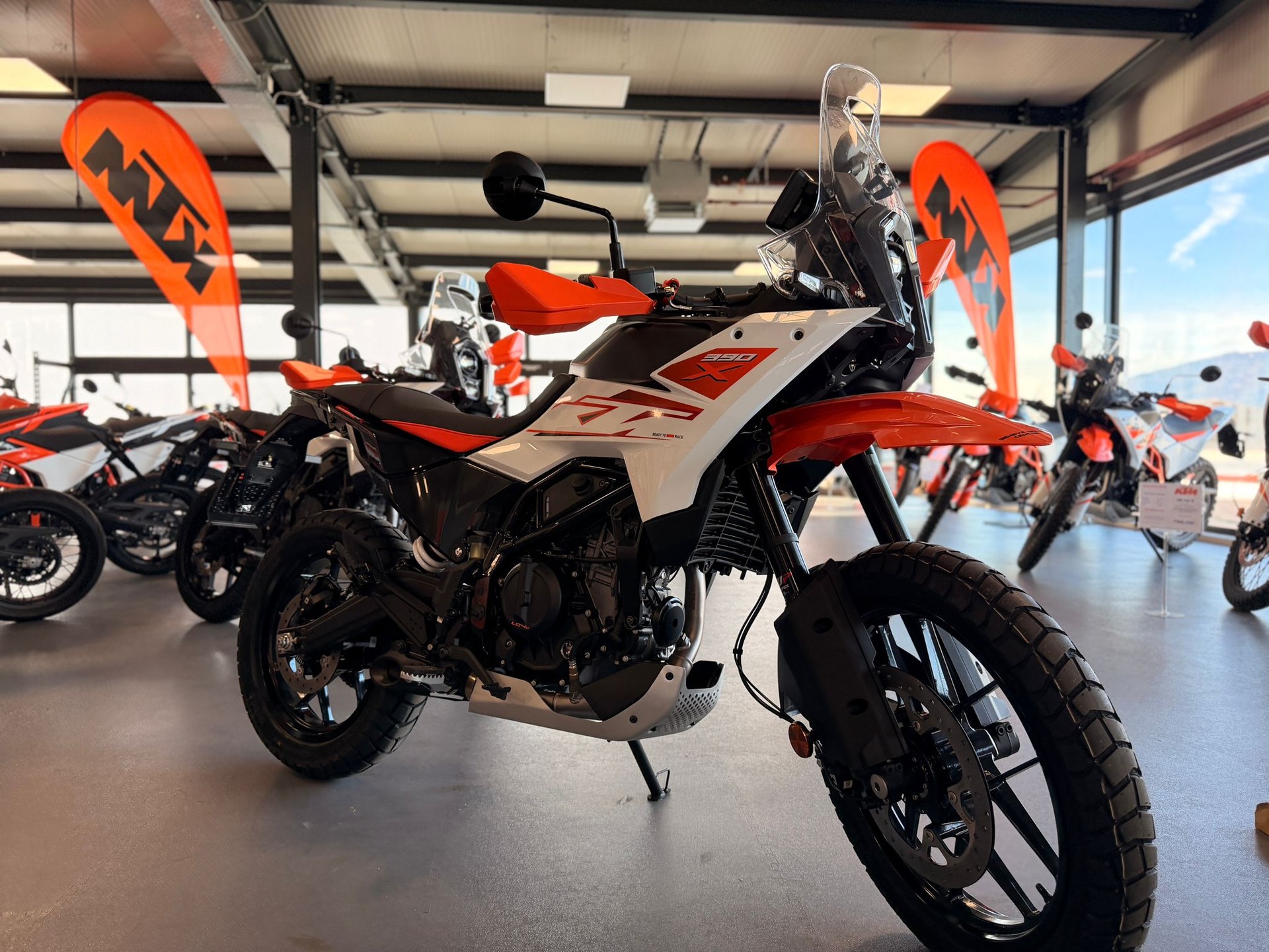 KTM 390 Adventure X 2026-showroom-element-2