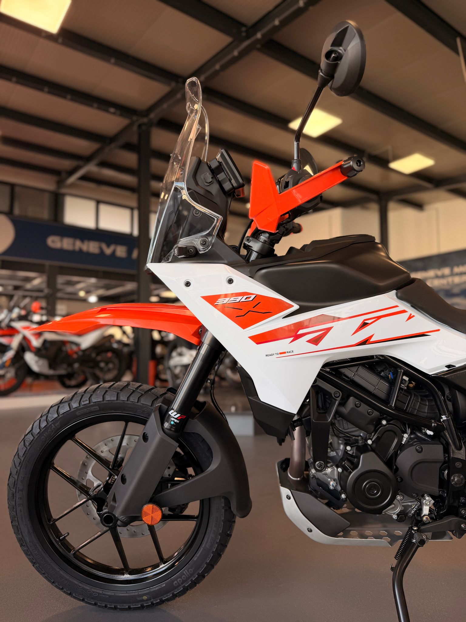 KTM 390 Adventure X 2026-showroom-element-1