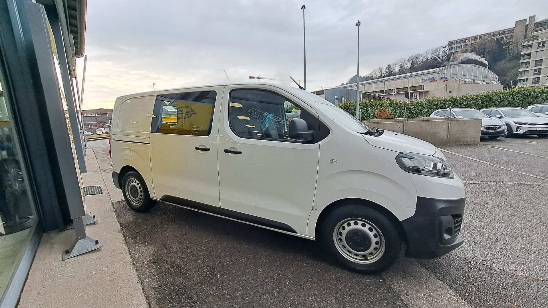 CITROEN Jumpy 1.6 BlueHDi 95 M Attraction-image-8