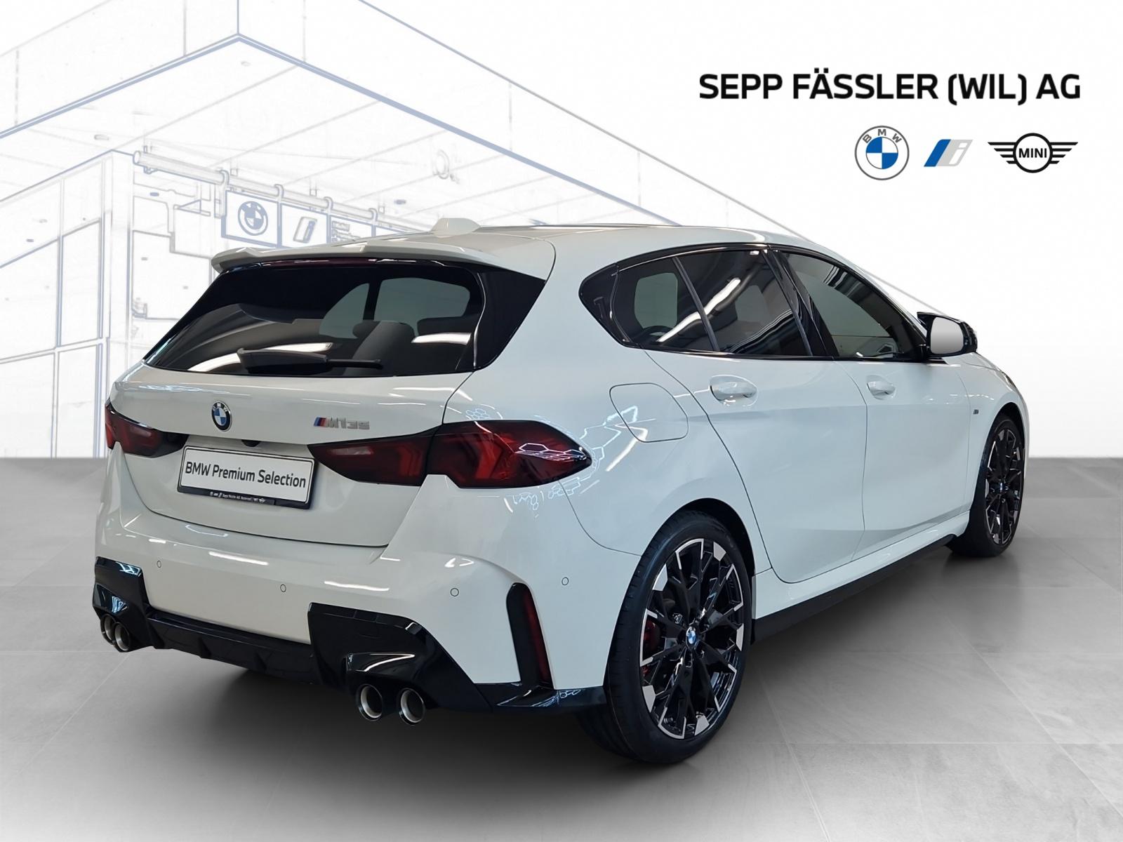 BMW M135i xDrive-image-4