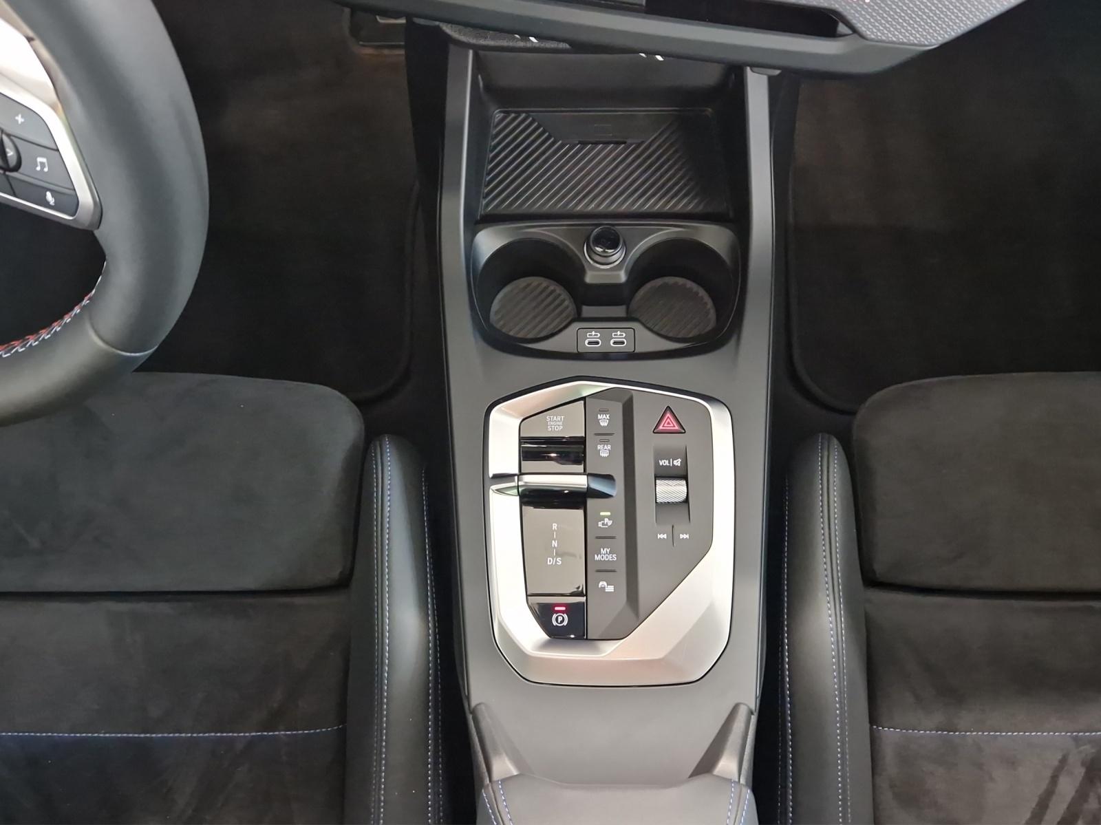 BMW M135i xDrive-image-11