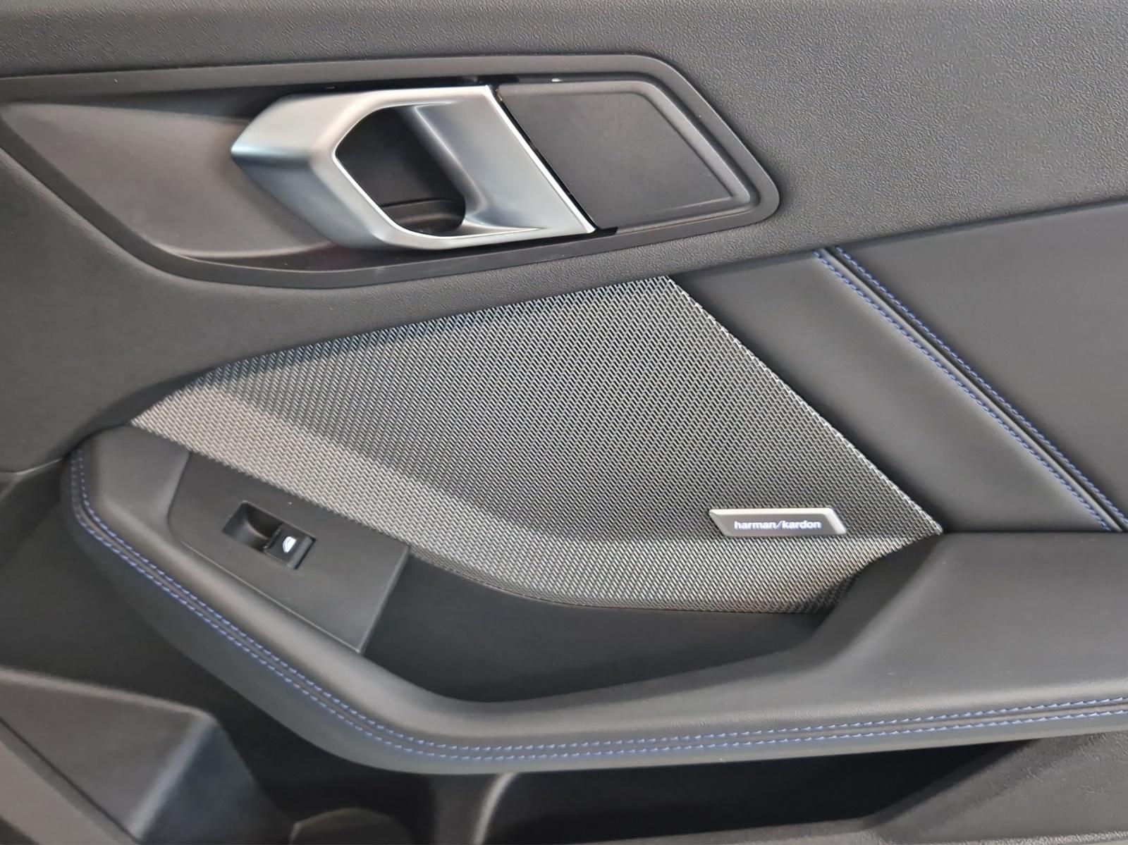 BMW M135i xDrive-image-10