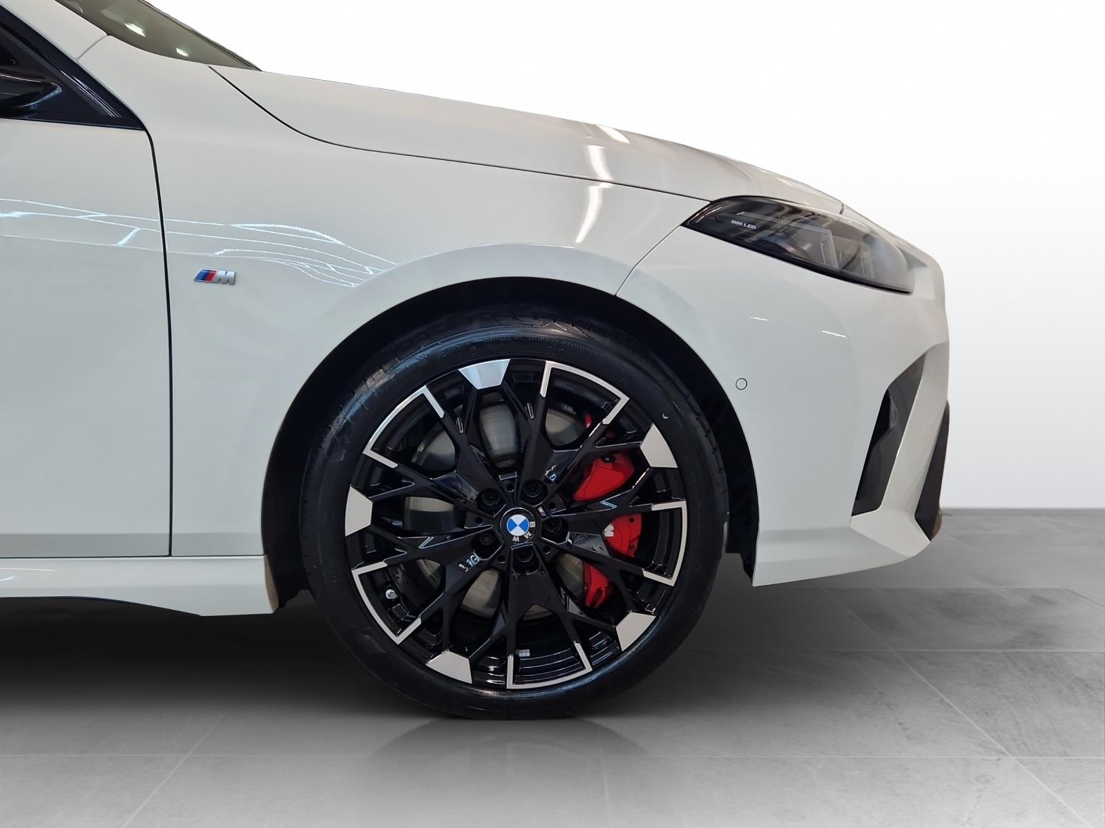 BMW M135i xDrive-image-6