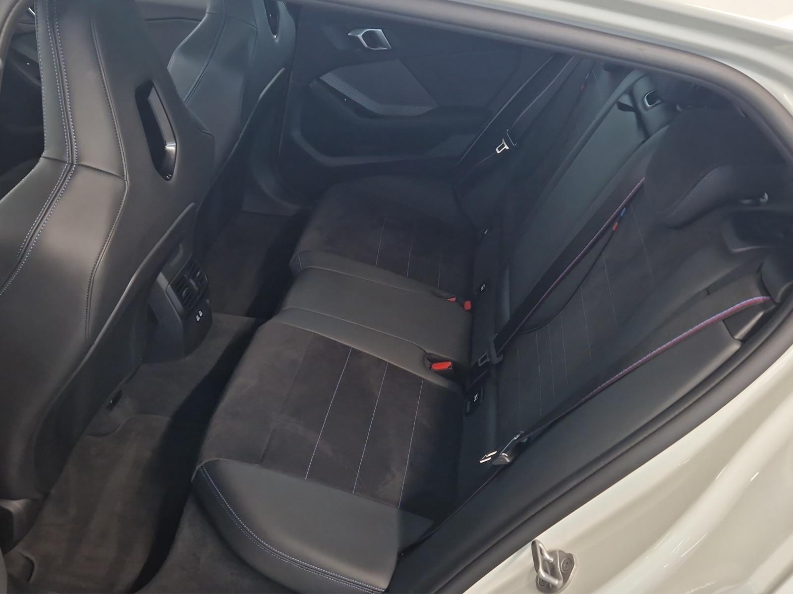 BMW M135i xDrive-image-21