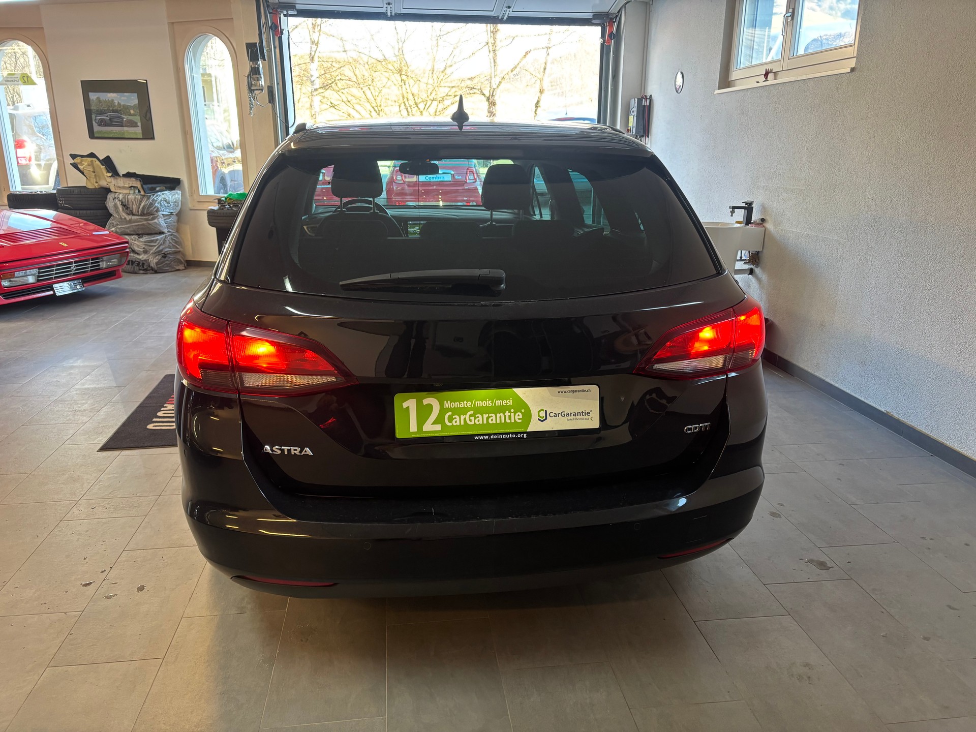 OPEL Astra Sports Tourer 1.6 CDTi ecoF Enjoy Automatic-image-3