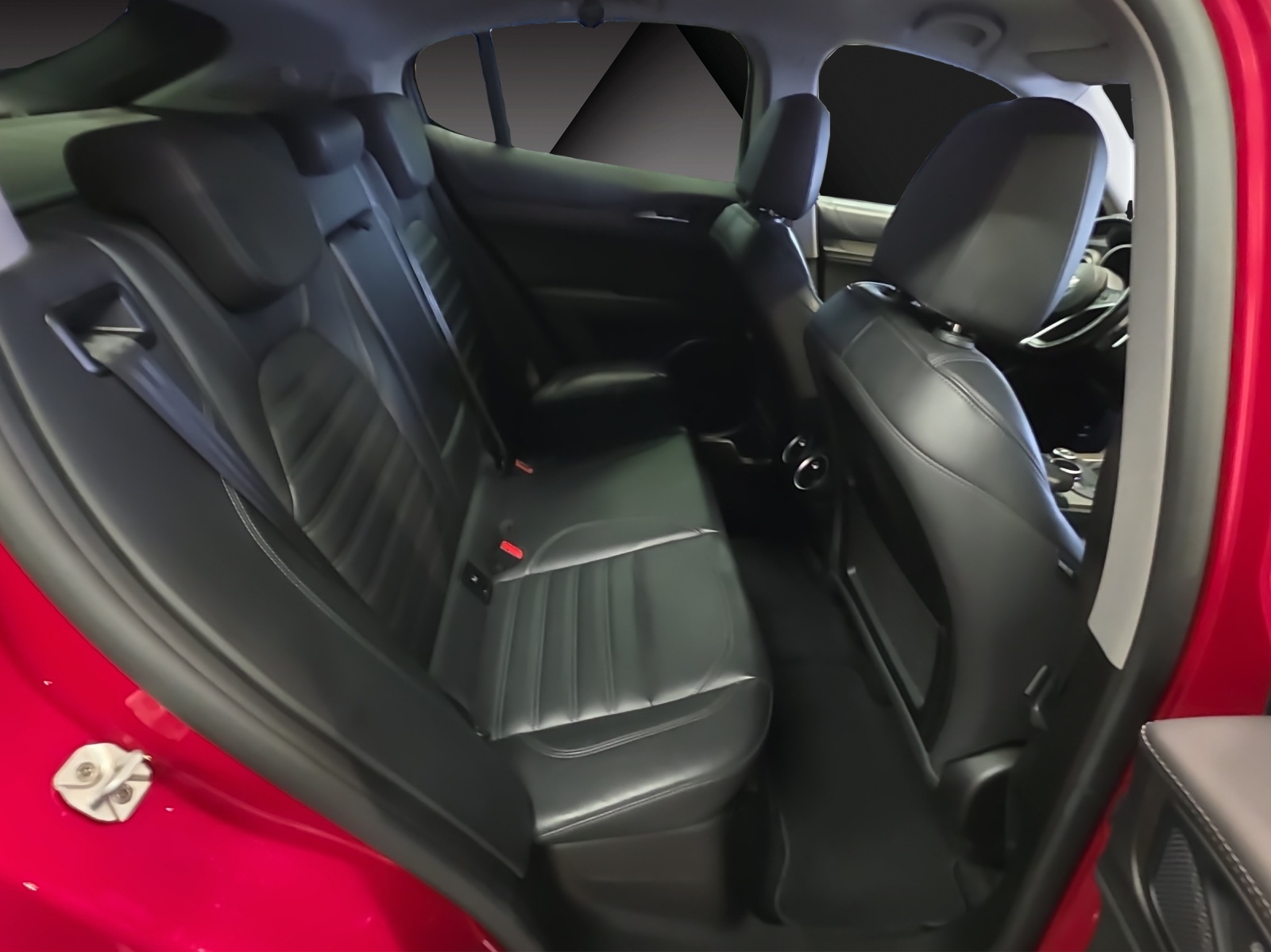 ALFA ROMEO Stelvio 2.2 JTDM Executive Q4 Automatic-image-17