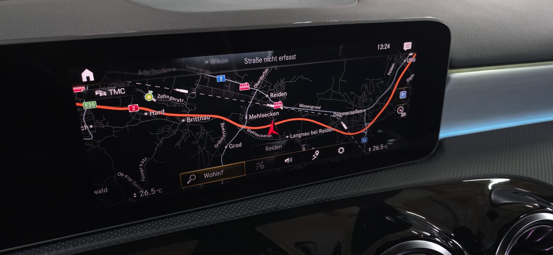 MERCEDES-BENZ A 250 AMG Line 7G-DCT-image-17