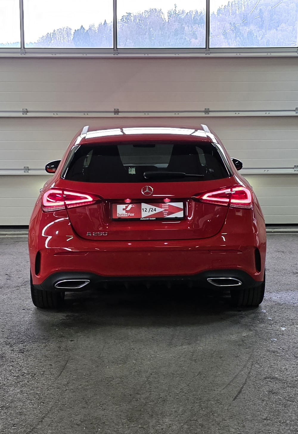 MERCEDES-BENZ A 250 AMG Line 7G-DCT-image-3