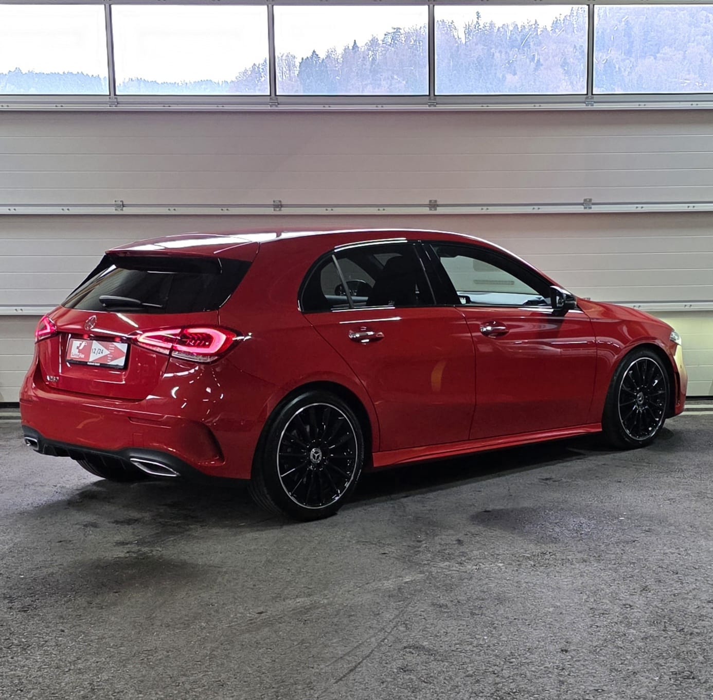 MERCEDES-BENZ A 250 AMG Line 7G-DCT-image-4
