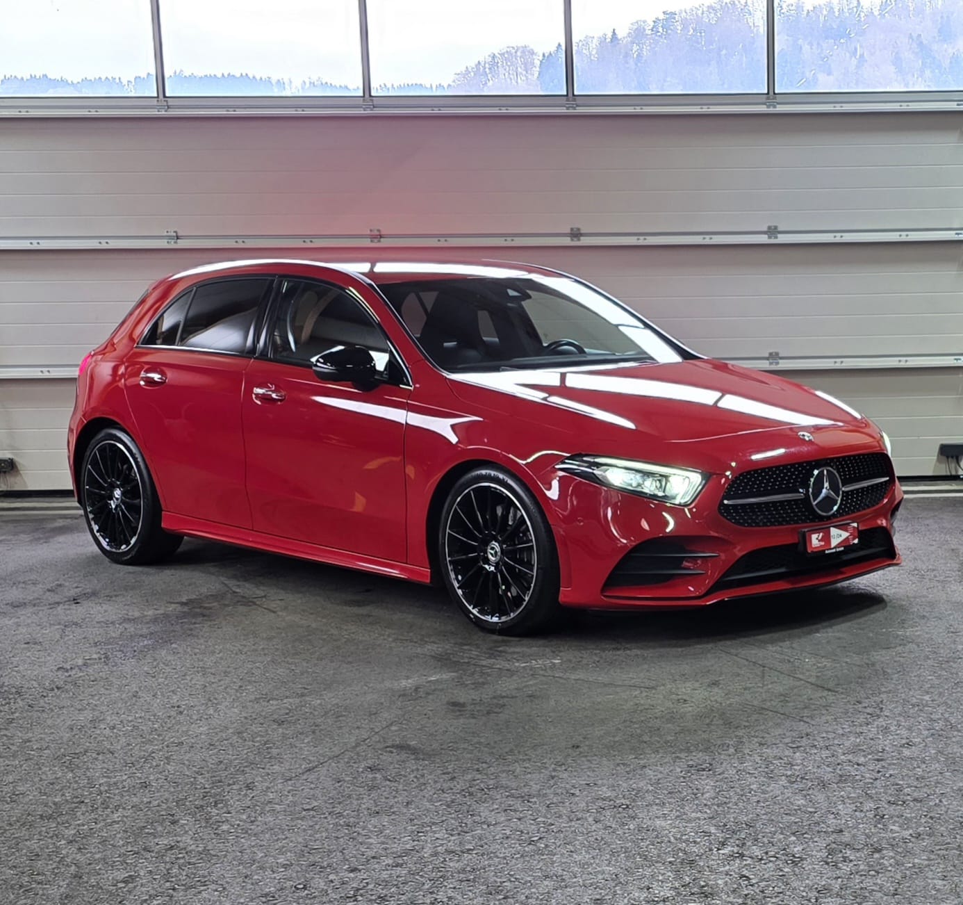 MERCEDES-BENZ A 250 AMG Line 7G-DCT-image-6