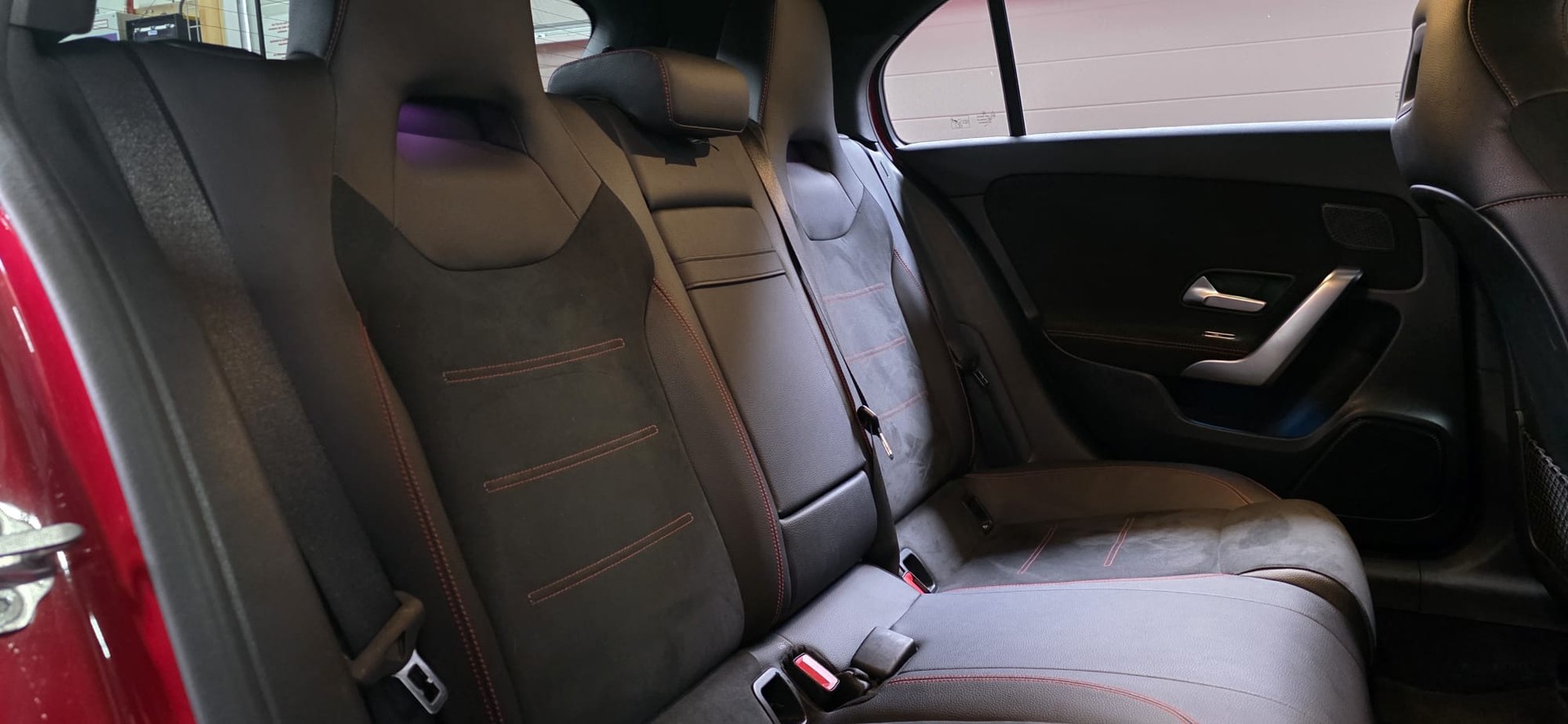 MERCEDES-BENZ A 250 AMG Line 7G-DCT-image-26