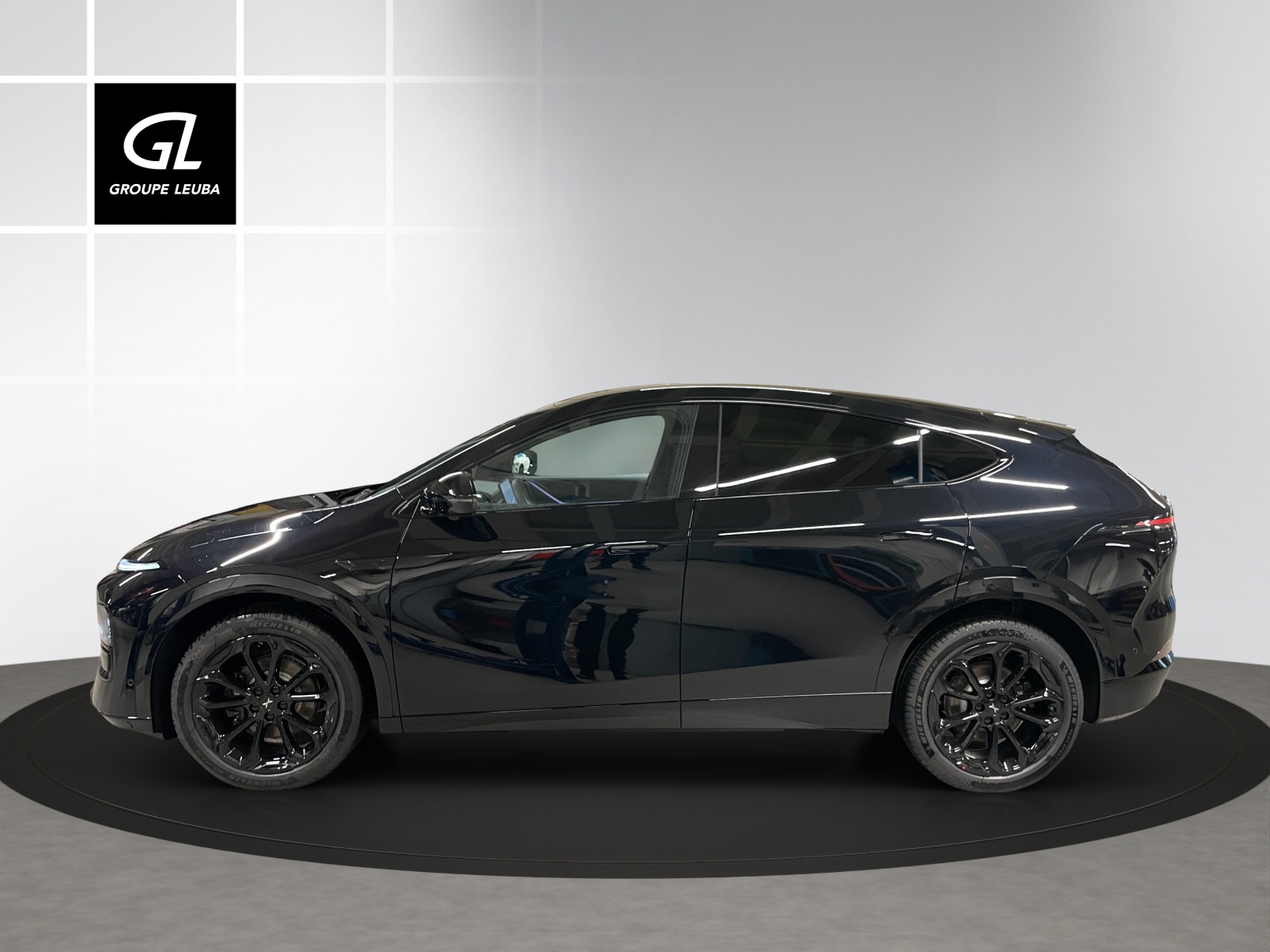 XPENG G9 93kWh Performance AWD-image-2