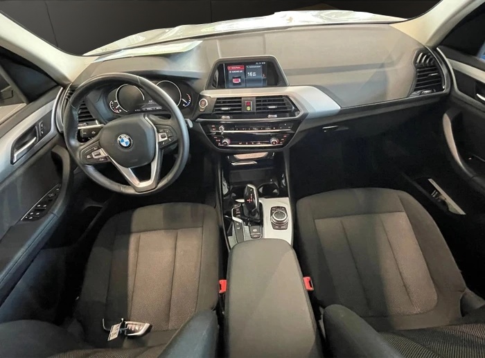 BMW X3 xDrive 20d Individual Steptronic-image-7