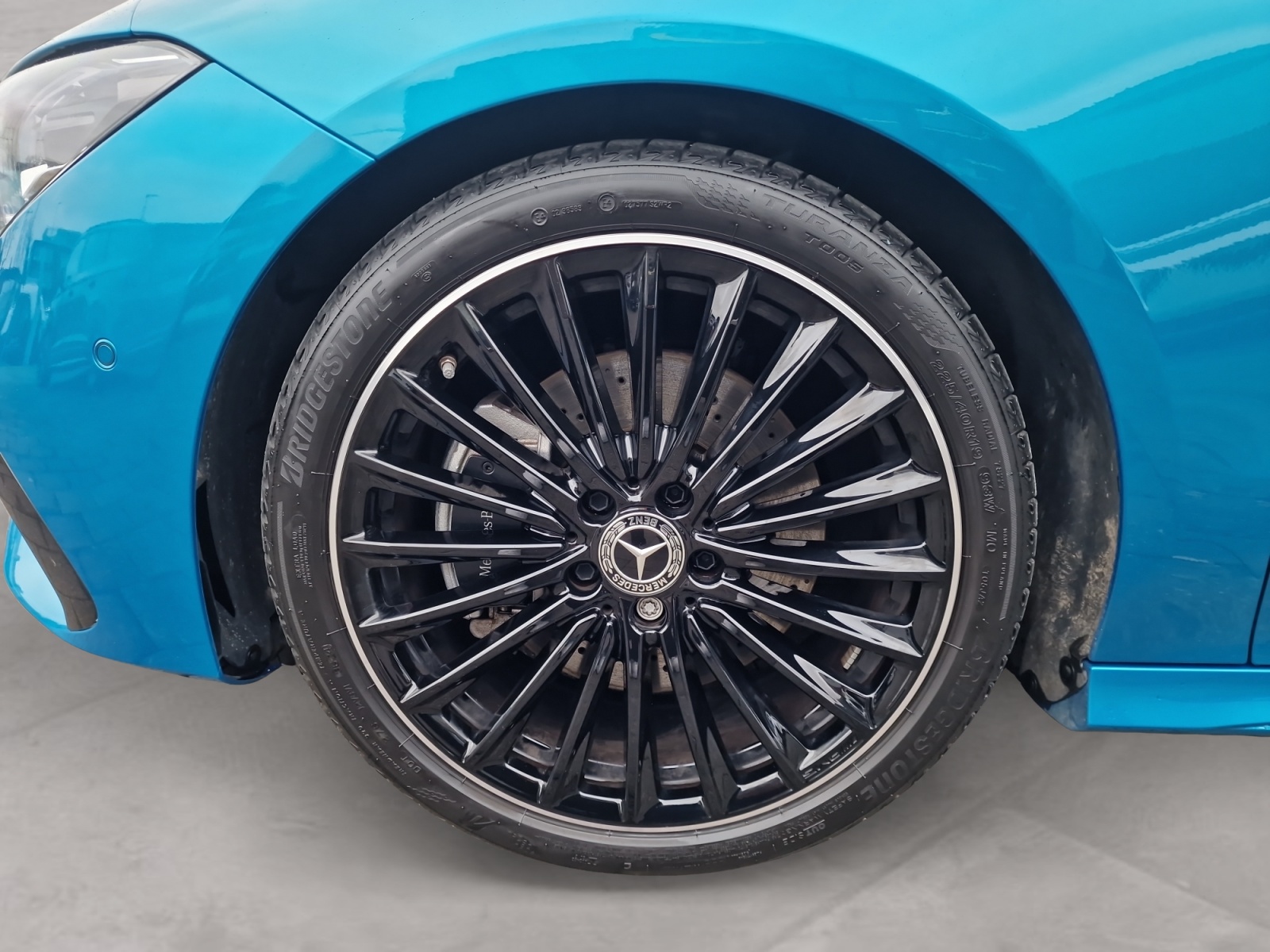 MERCEDES-BENZ CLA Shooting Brake 200 AMG Line Panorama AHK-image-10