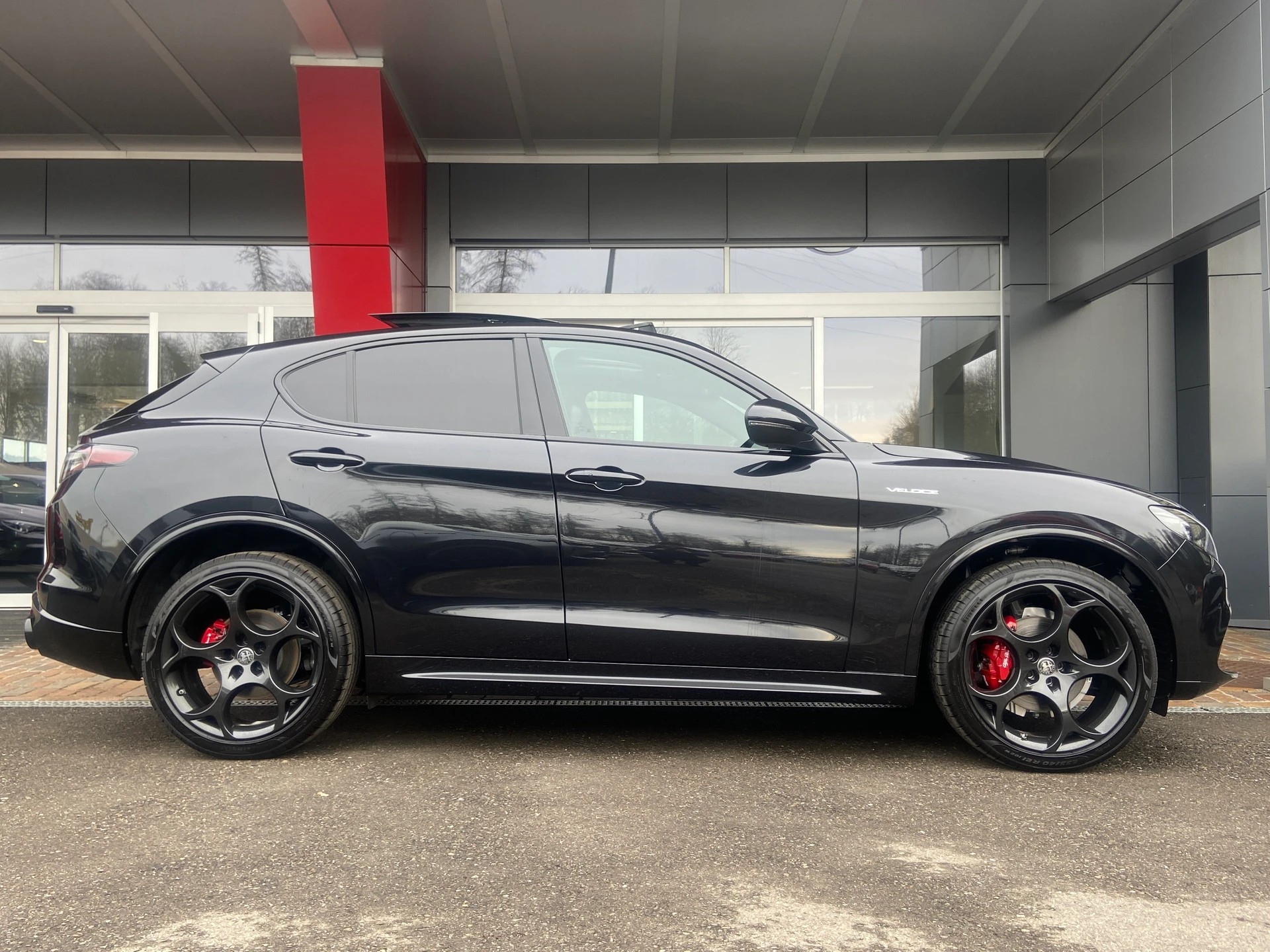 ALFA ROMEO Stelvio 2.0 Veloce Pack Premium Sky Q4 AT8-image-16