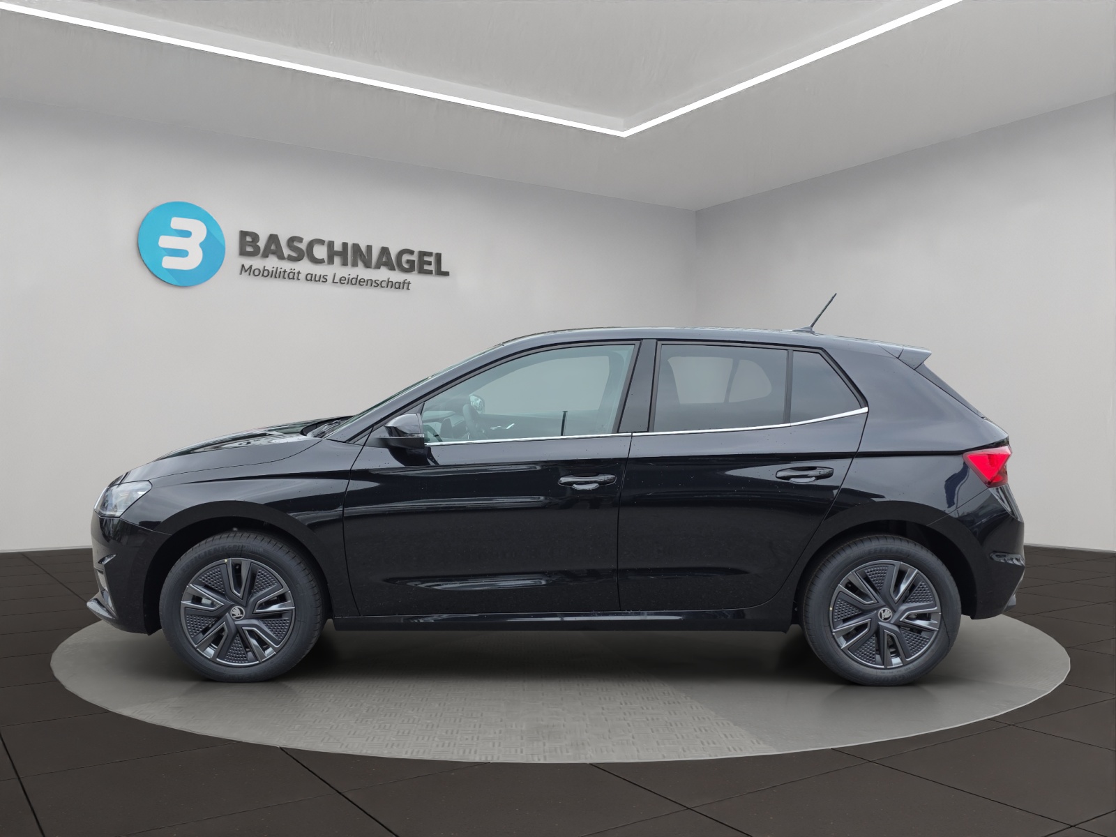 SKODA Fabia 1.5 TSI Dynamic DSG-image-1