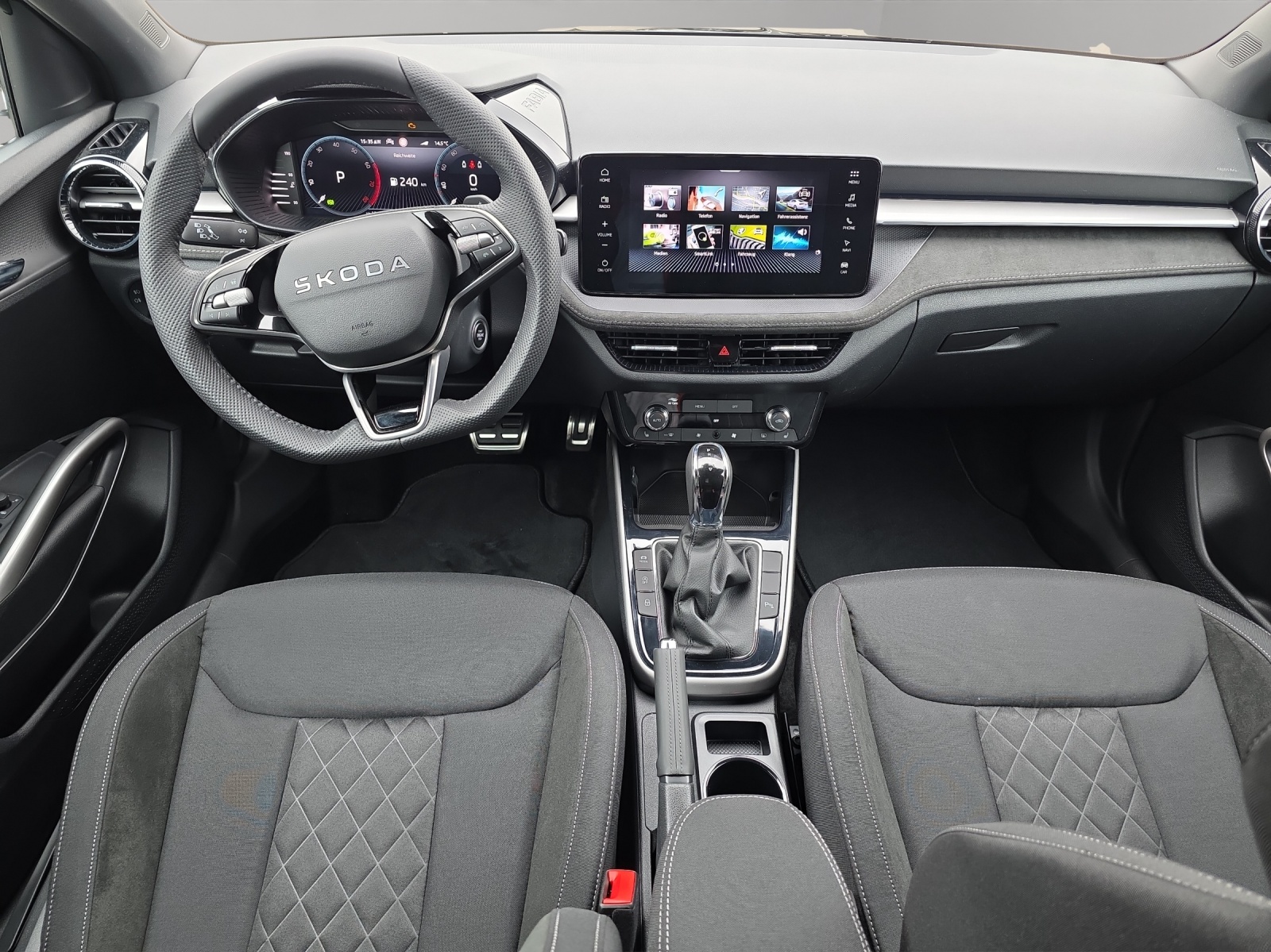 SKODA Fabia 1.0 TSI Dynamic DSG-image-4