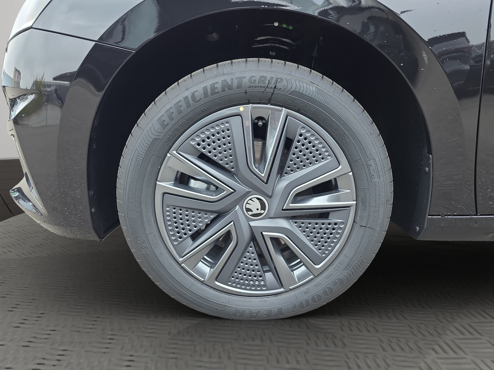SKODA Fabia 1.5 TSI Dynamic DSG-image-6