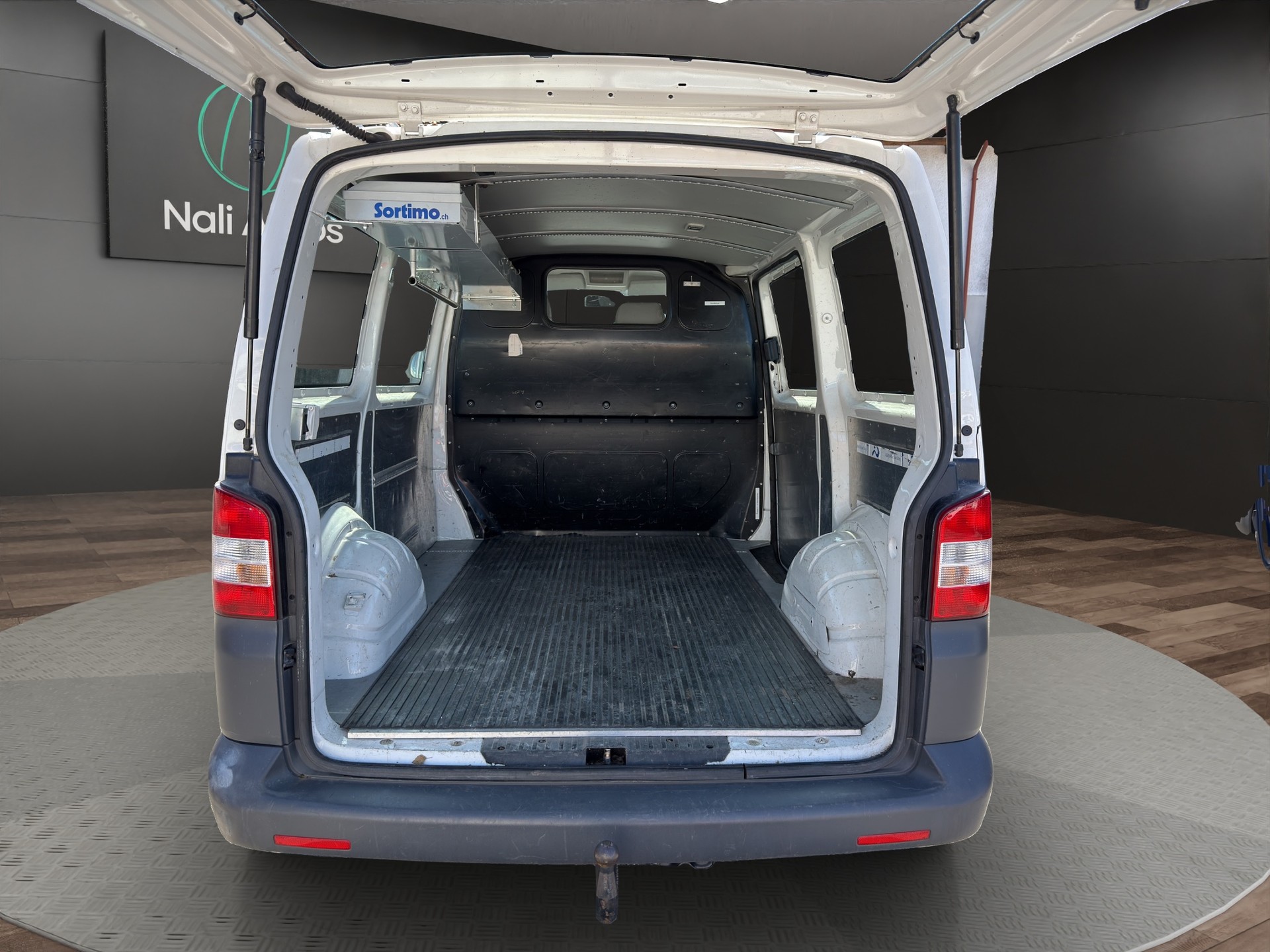 VW T5 2.0 TDI Champion 4Motion-image-9