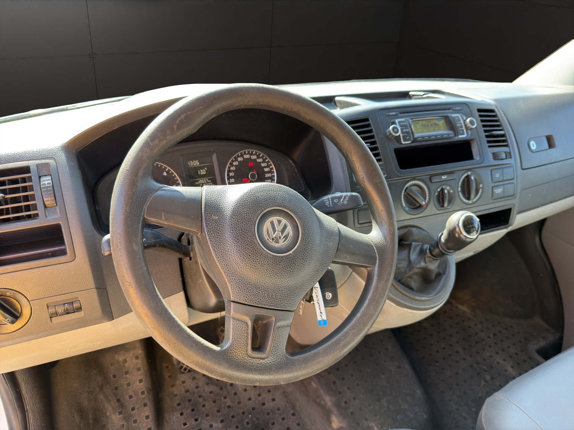 VW T5 2.0 TDI Champion 4Motion-image-13
