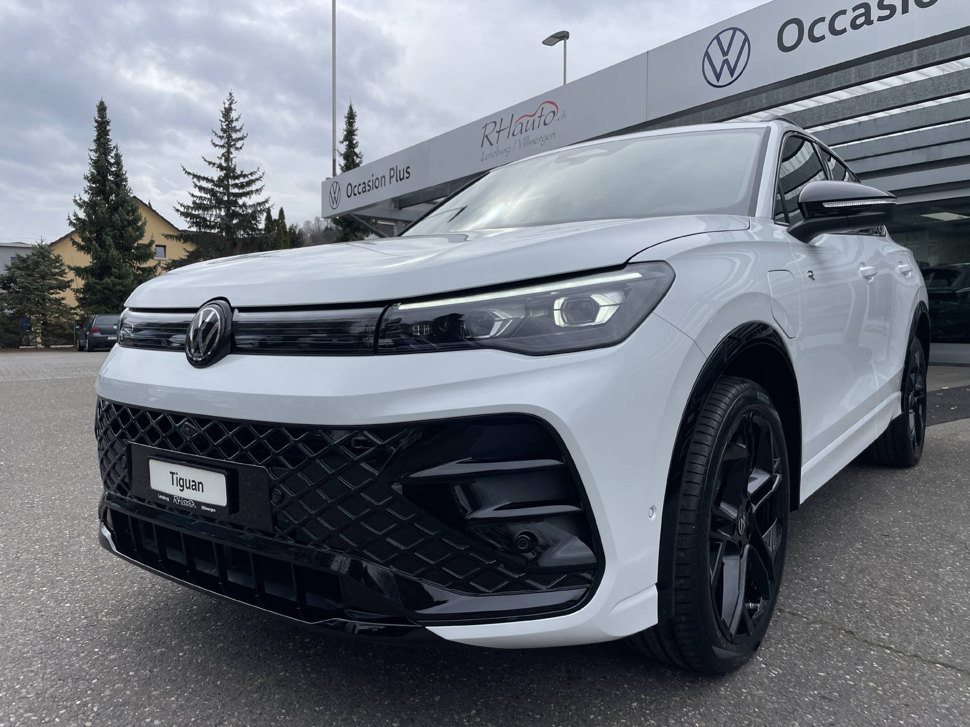 VW Tiguan 1.5 TSI UNITED PHEV R-Line DSG-image-0