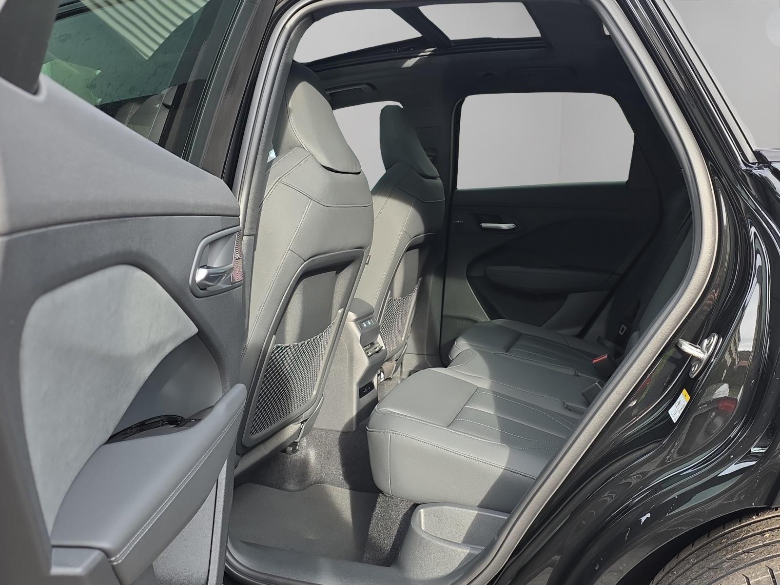 AUDI Q3 SUV TFSI quattro 195 kW S tronic-image-7
