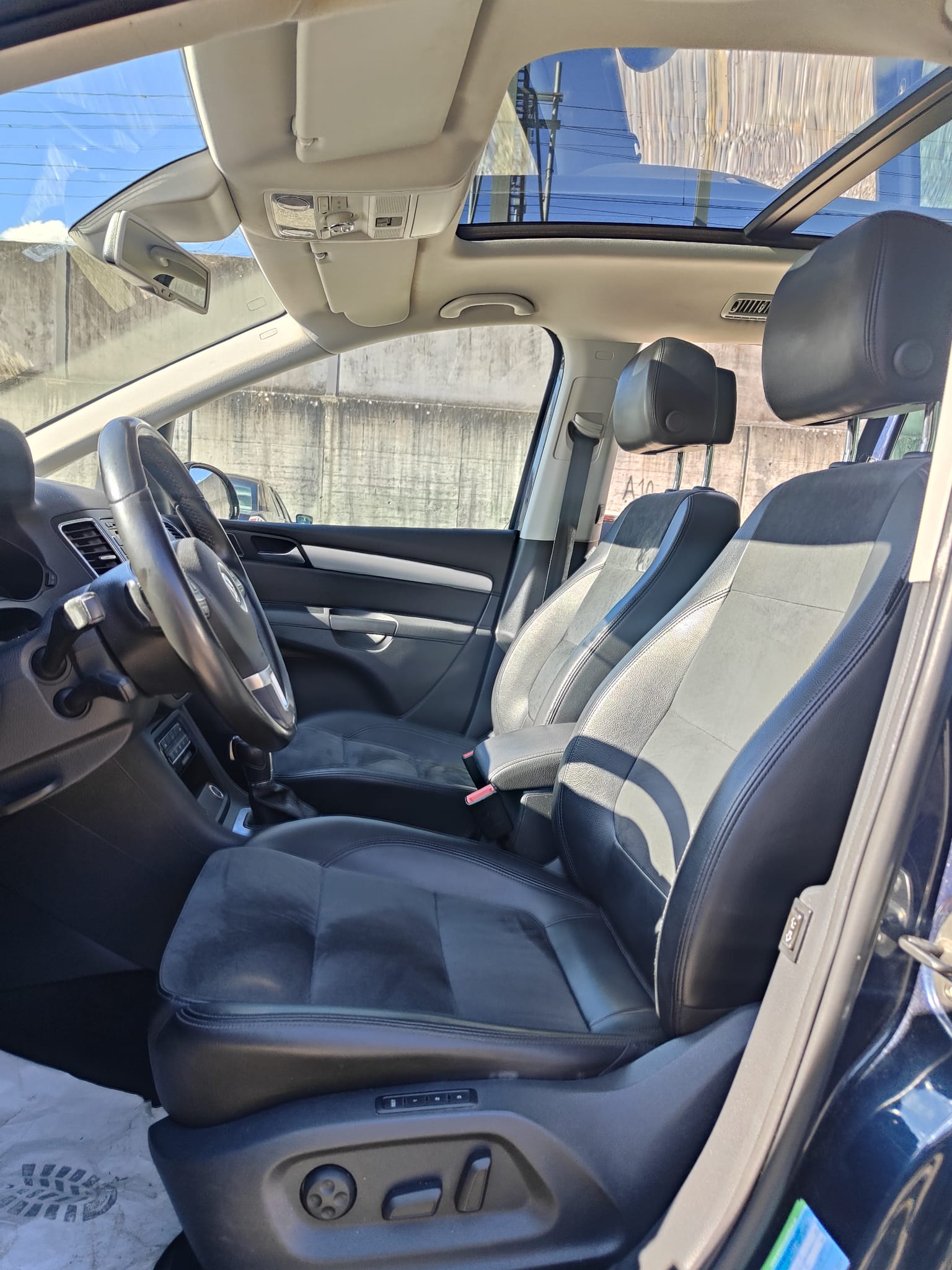 VW Sharan 2.0 TSI Highline DSG-image-5