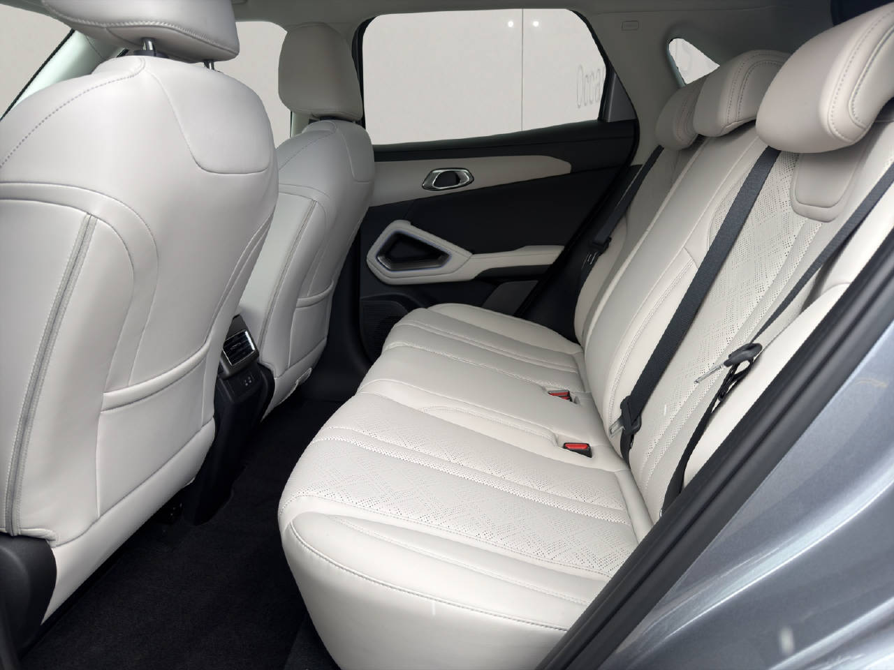 BYD Atto 2 DM-i Boost-image-9