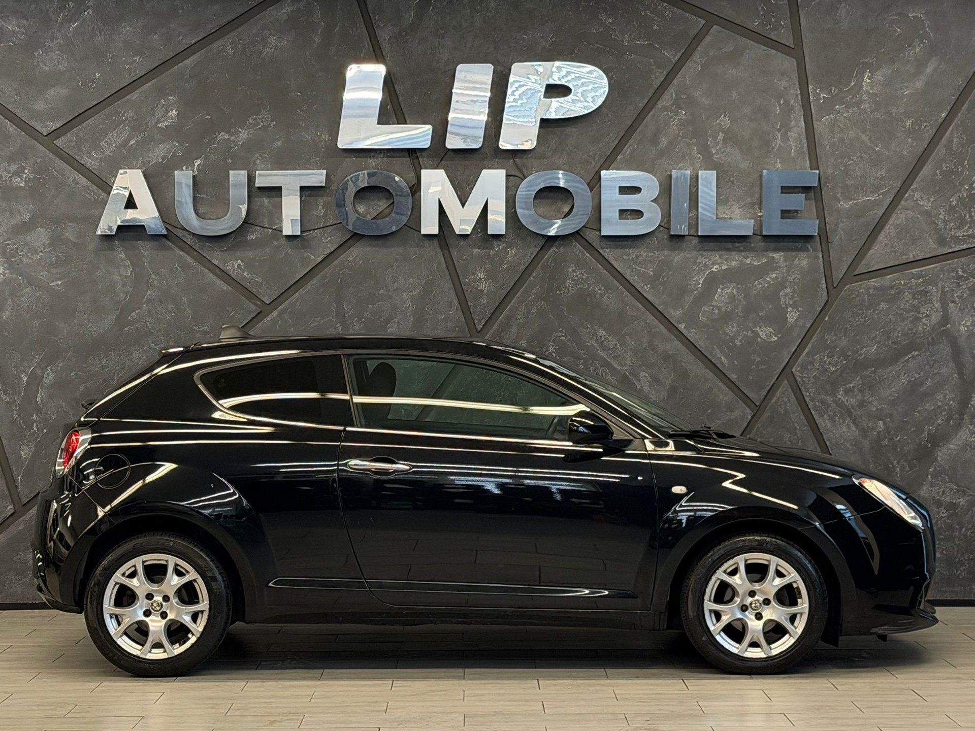 ALFA ROMEO MiTo 1.4 Distinctive-image-3