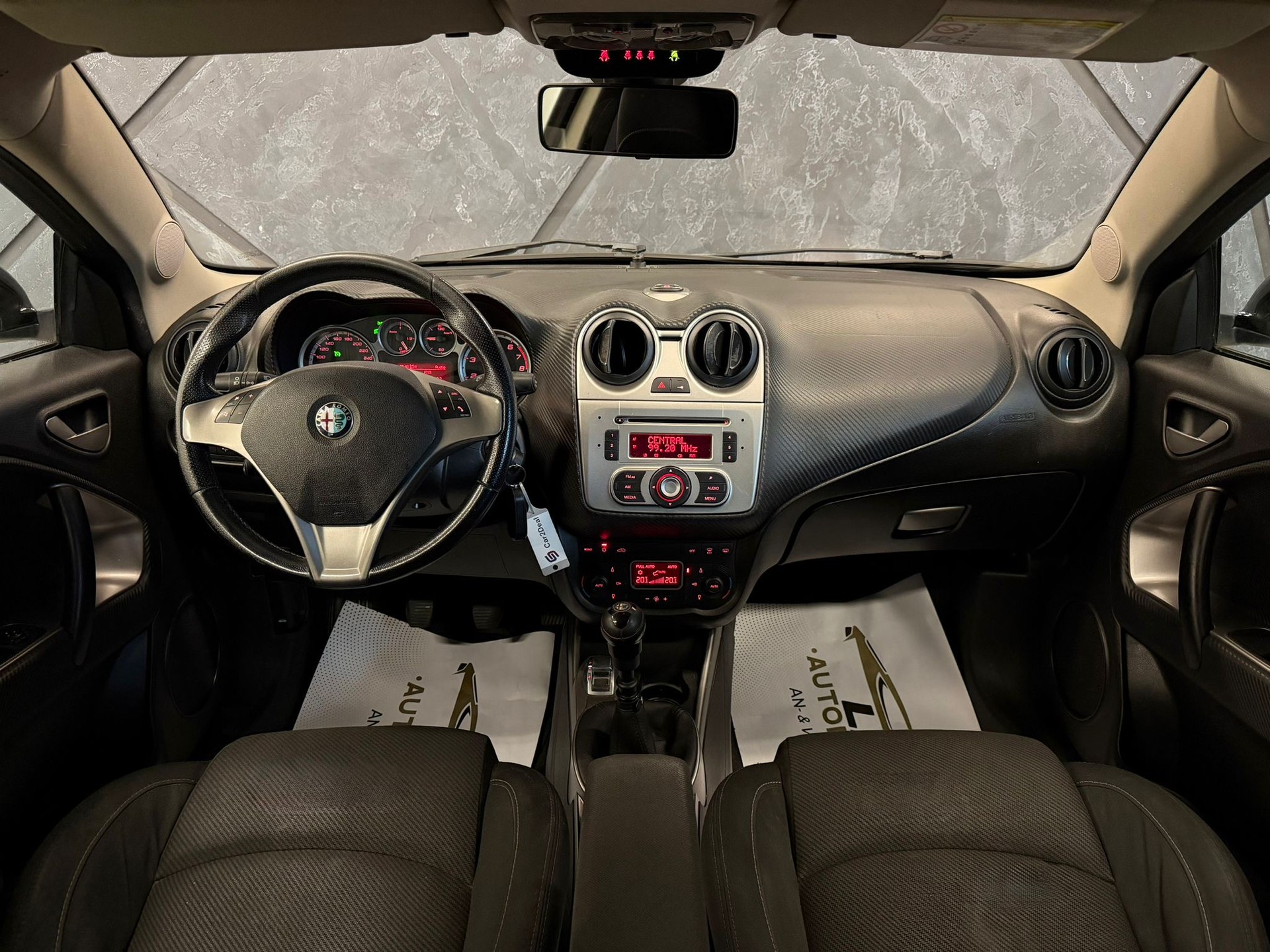 ALFA ROMEO MiTo 1.4 Distinctive-image-8