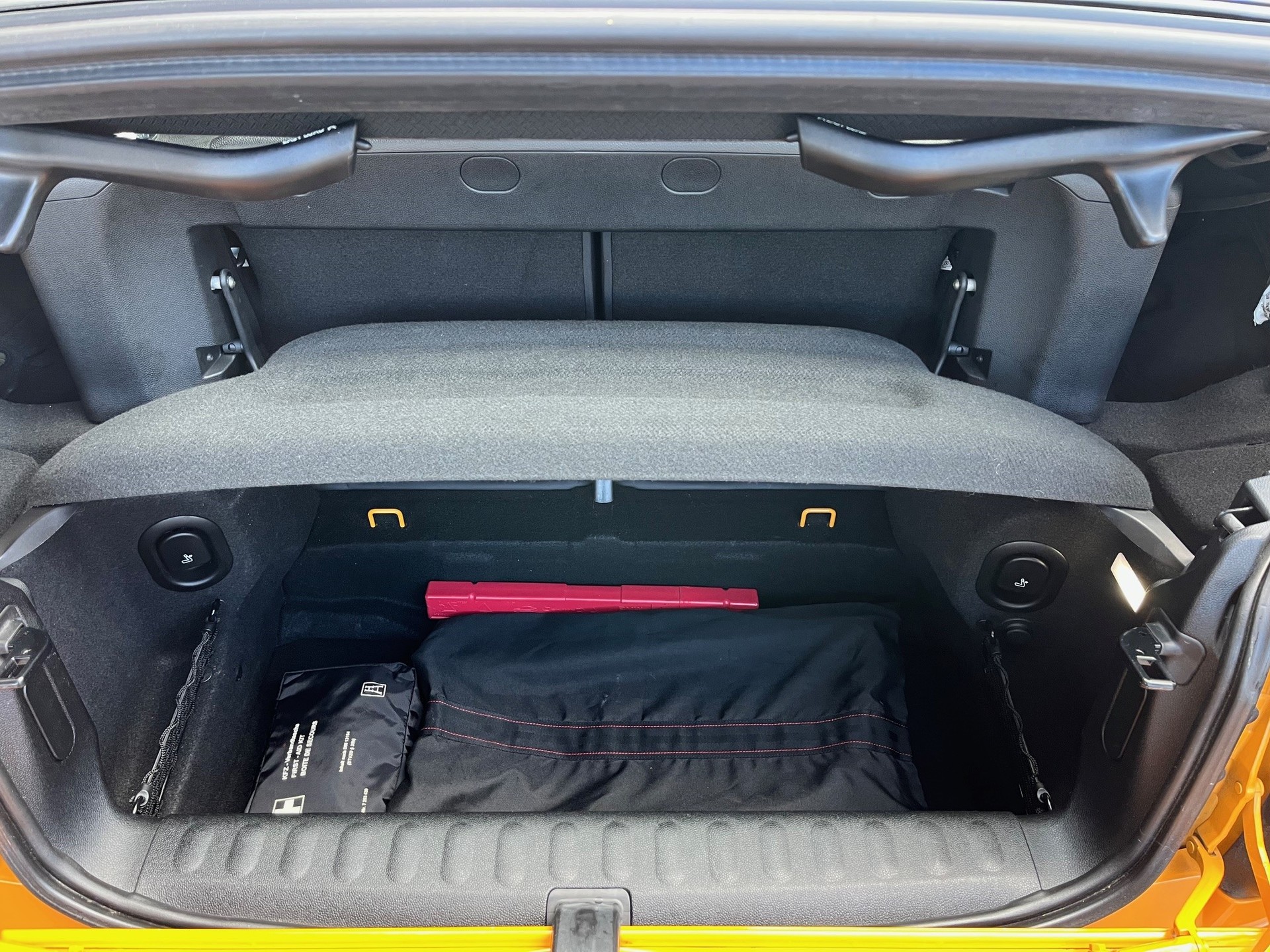 MINI Cooper S Cabriolet Steptronic-image-7