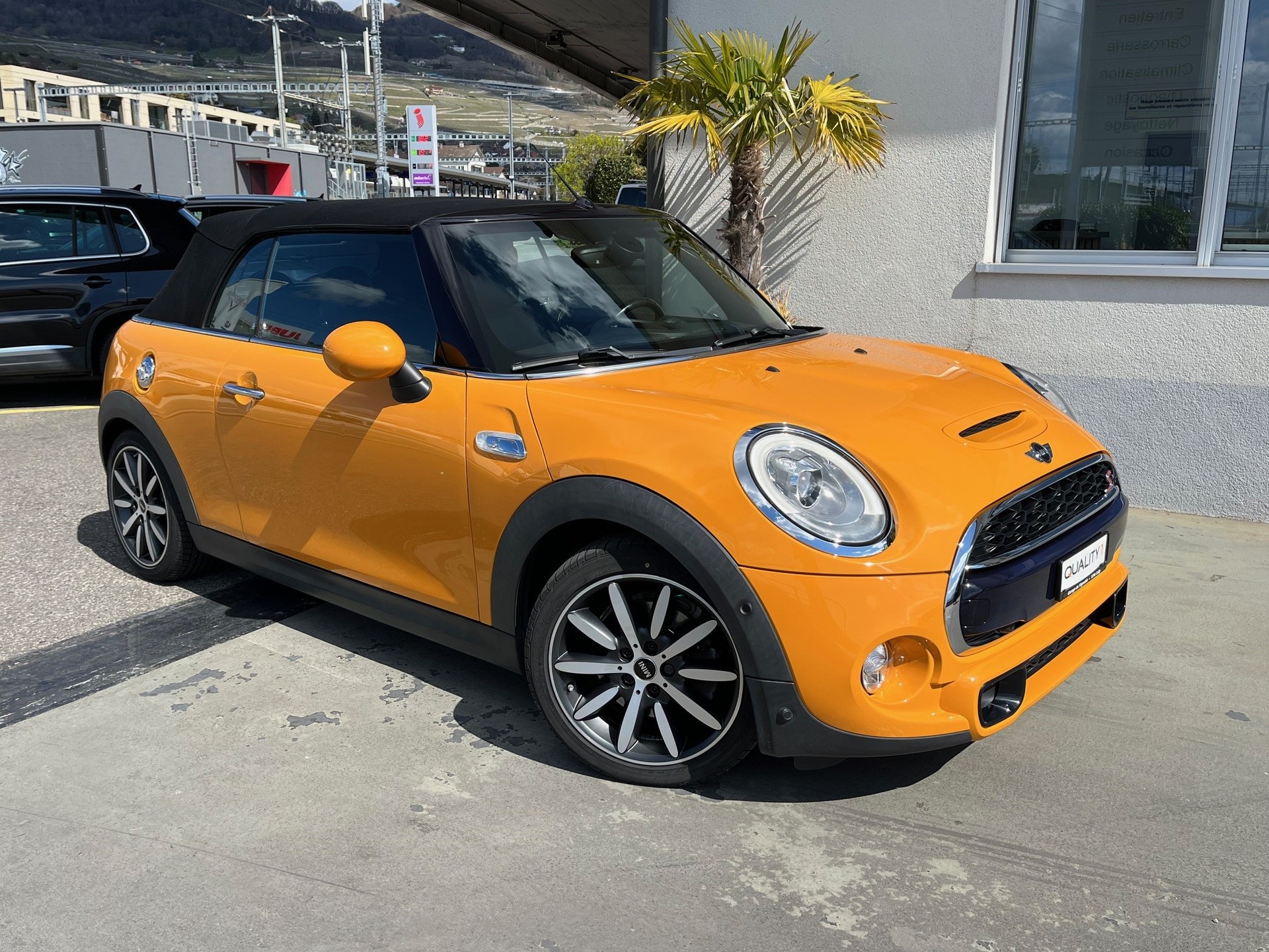 MINI Cooper S Cabriolet Steptronic-image-0