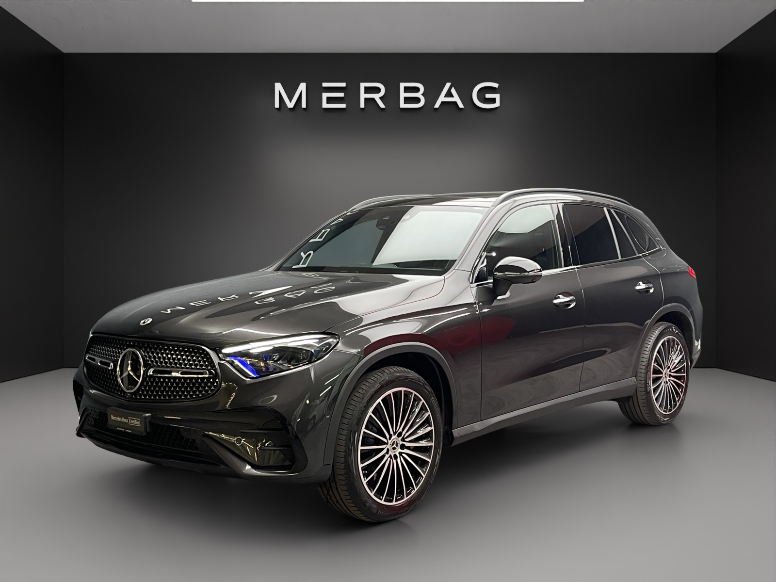 MERCEDES-BENZ GLC 300 4M AMG Line-image-0