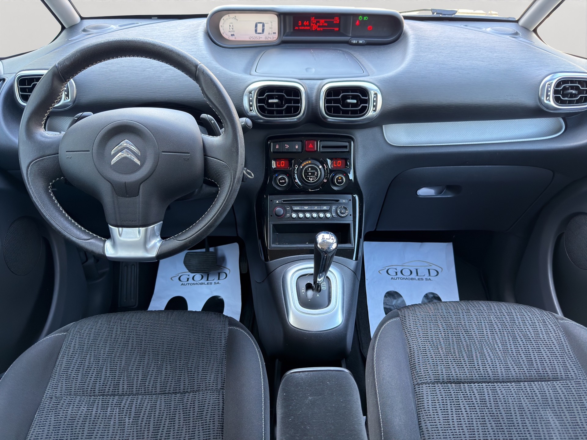 CITROEN C3 Picasso 1.6i 16V Exclusive EGS6-image-2