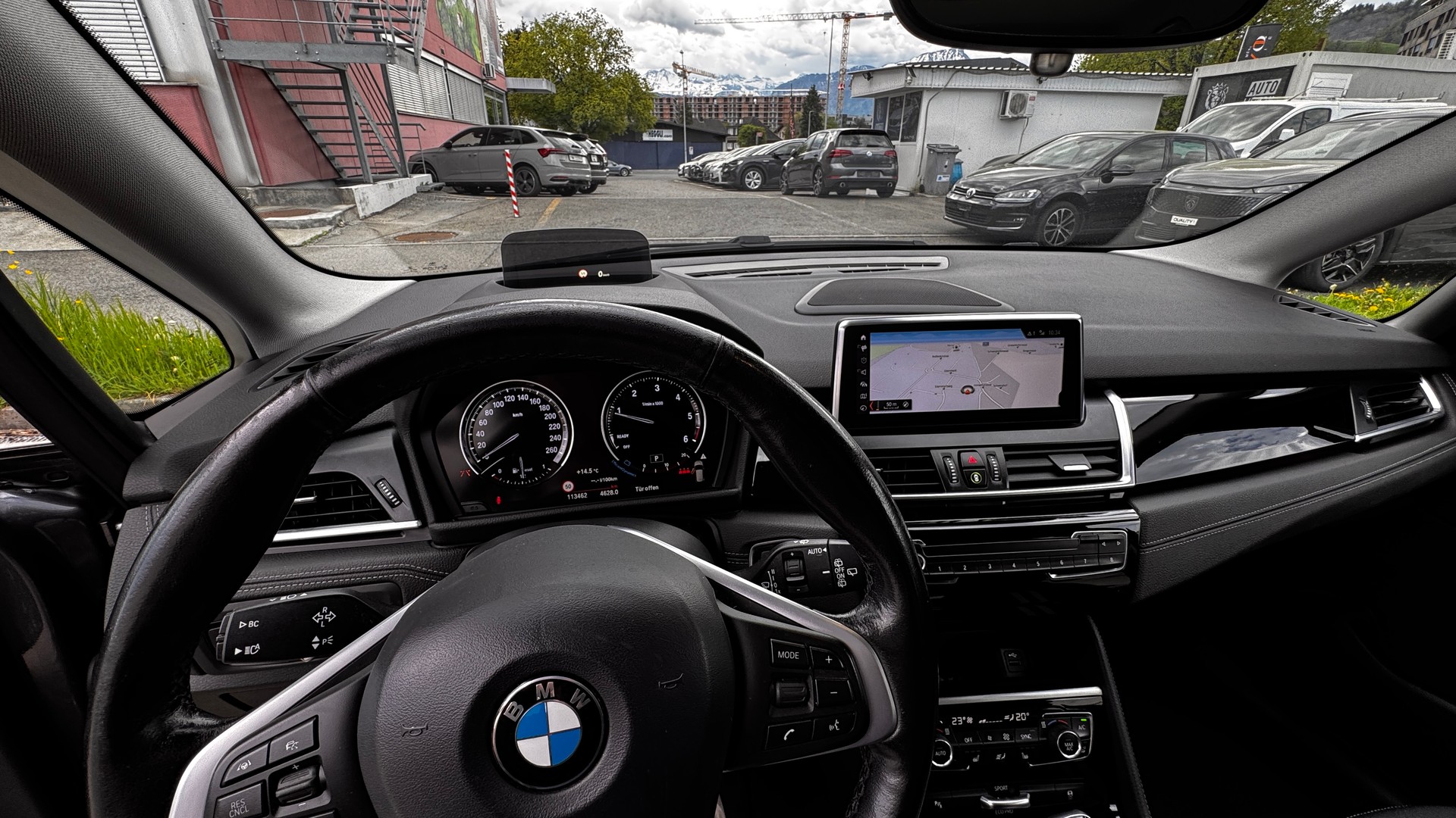BMW 218d xDrive Active Tourer Steptronic Sport Line-image-3