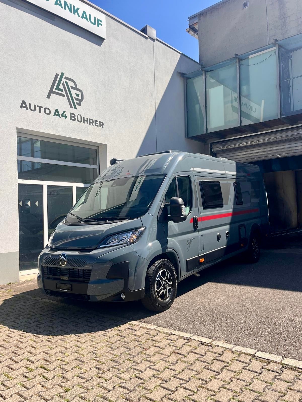 FIAT Ducato/Citroen Jumper 6,36m ROLLER-TEAM Livingstone GO Duo "Solar" 2,2 HDi Modell 2026 8-Gang-Automat mit Abstandsregeltempomat-image-1