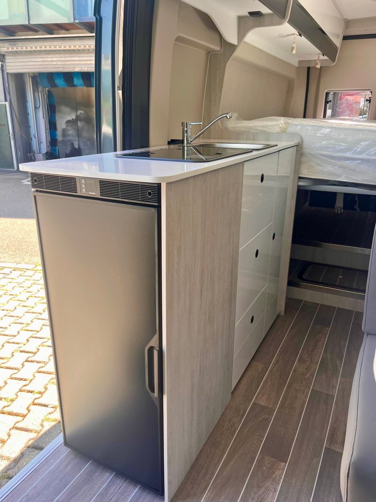 FIAT Ducato/Citroen Jumper 6,36m ROLLER-TEAM Livingstone GO Duo "Solar" 2,2 HDi Modell 2026 8-Gang-Automat mit Abstandsregeltempomat-image-15