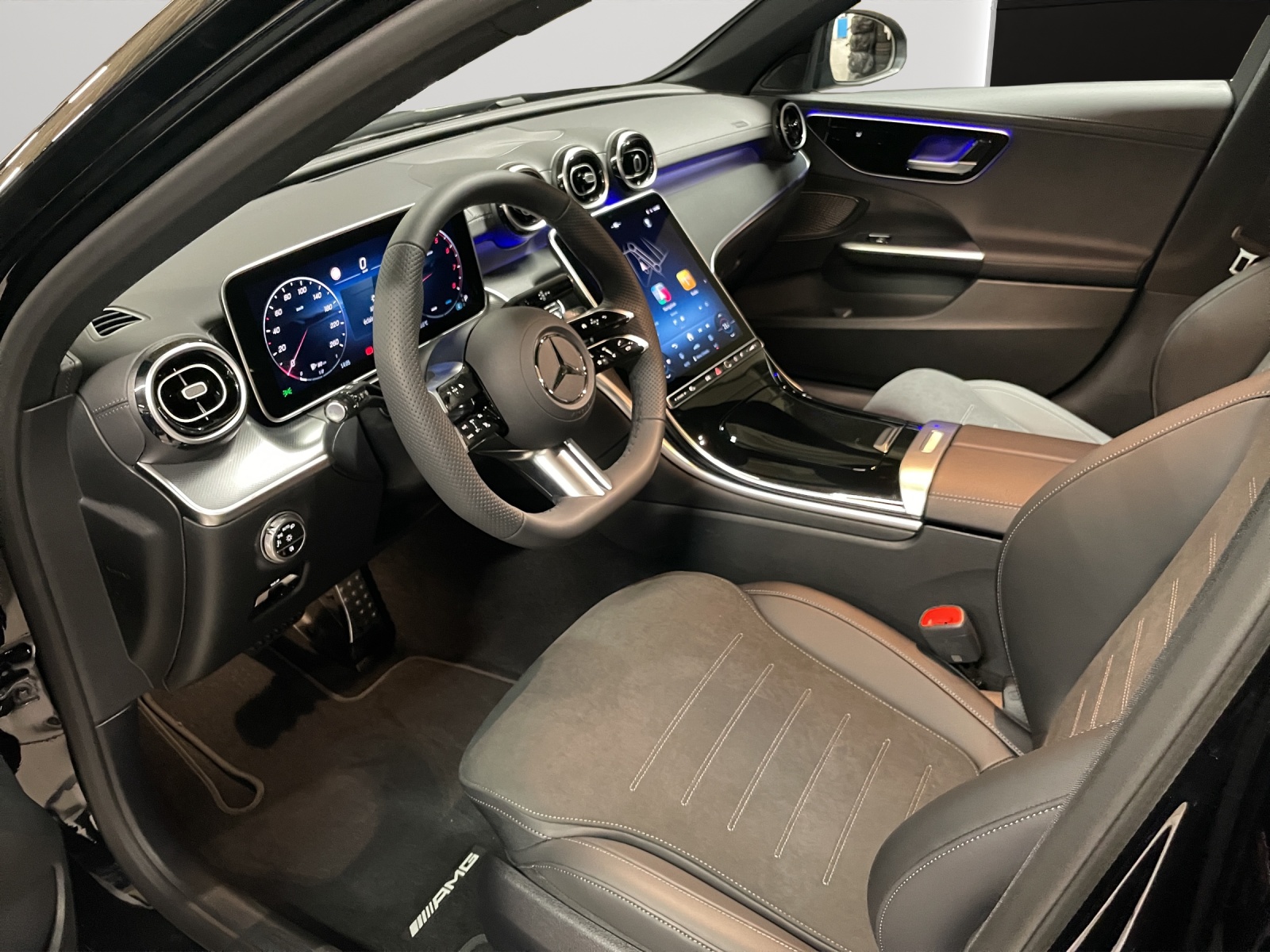 MERCEDES-BENZ C 200 T 4 Matic-image-7