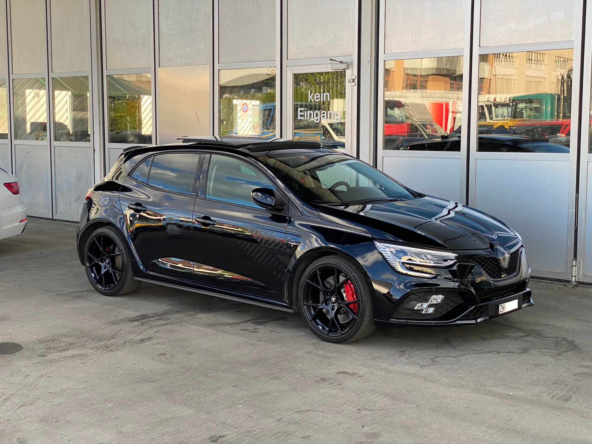 RENAULT Mégane R.S. Ultime 300 EDC